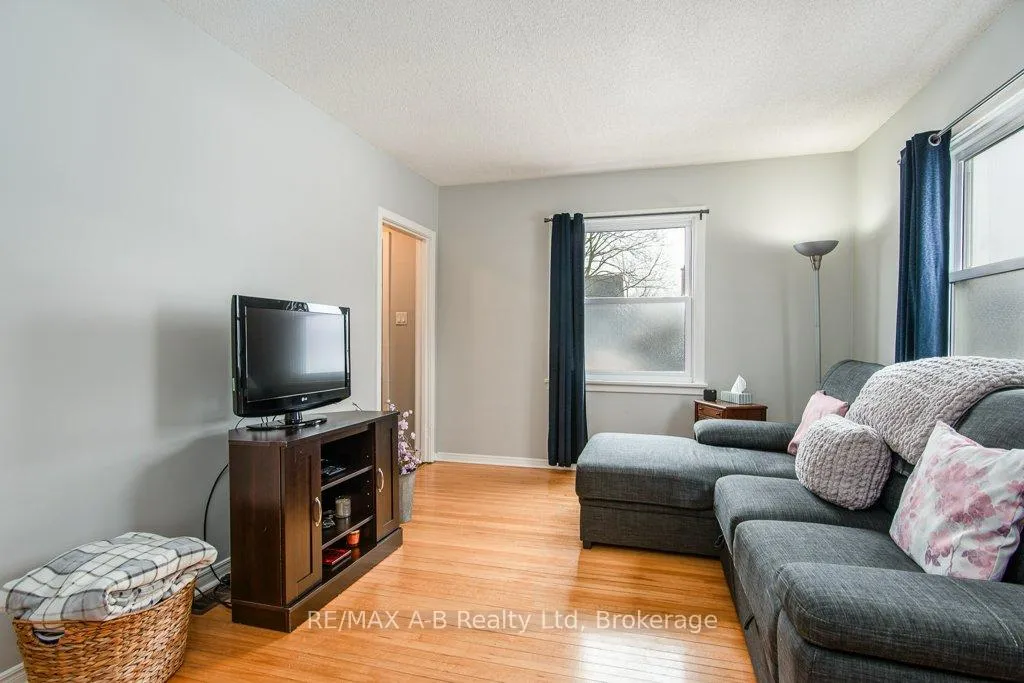 Photo 19 of 54 Glastonbury Drive, Stratford — HOMEH