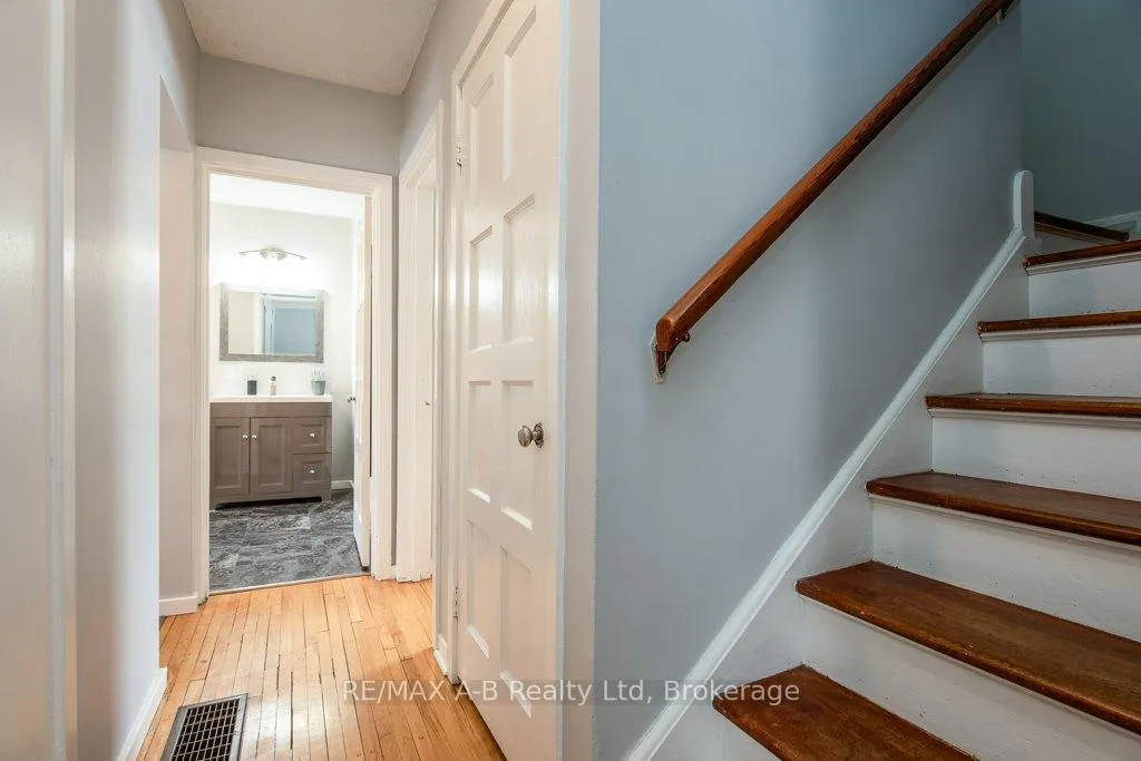 Photo 28 of 54 Glastonbury Drive, Stratford — HOMEH