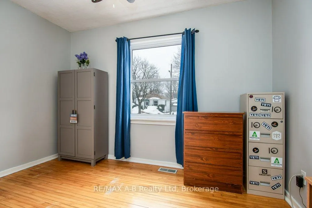 Photo 29 of 54 Glastonbury Drive, Stratford — HOMEH