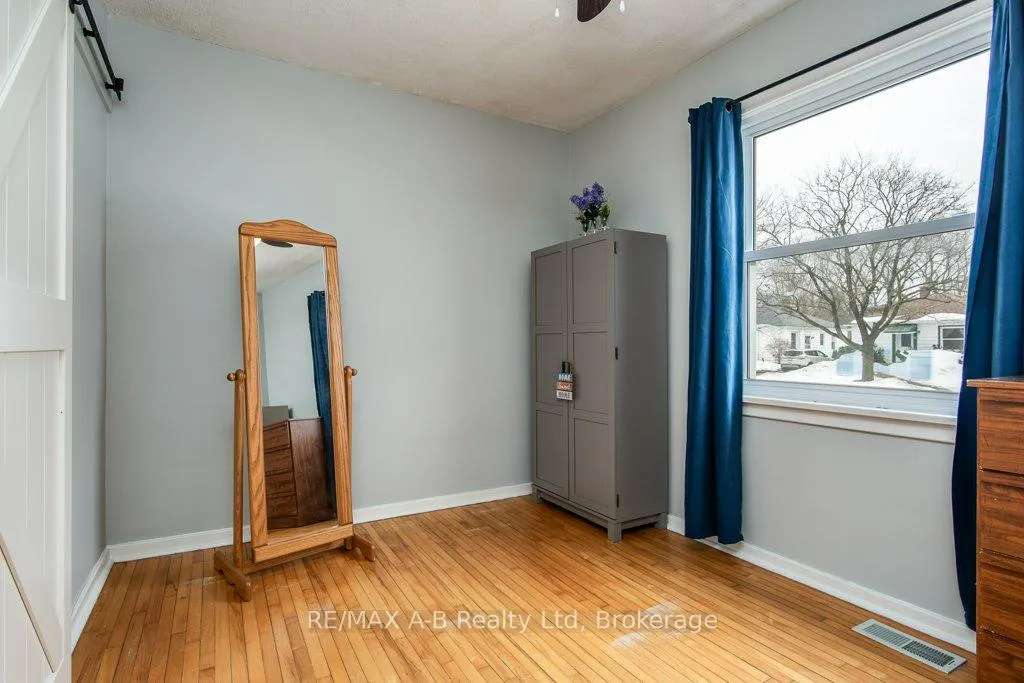 Photo 30 of 54 Glastonbury Drive, Stratford — HOMEH