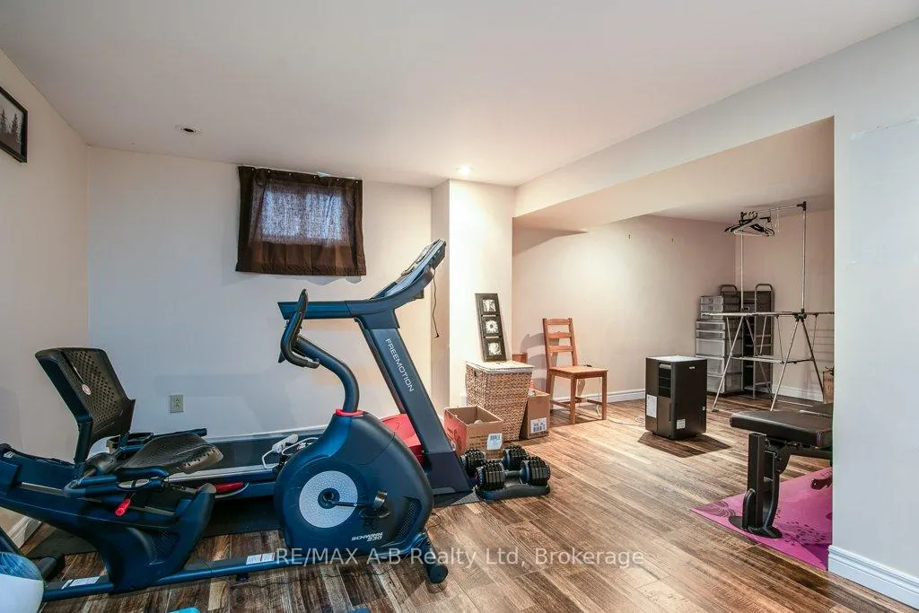 Photo 41 of 54 Glastonbury Drive, Stratford — HOMEH