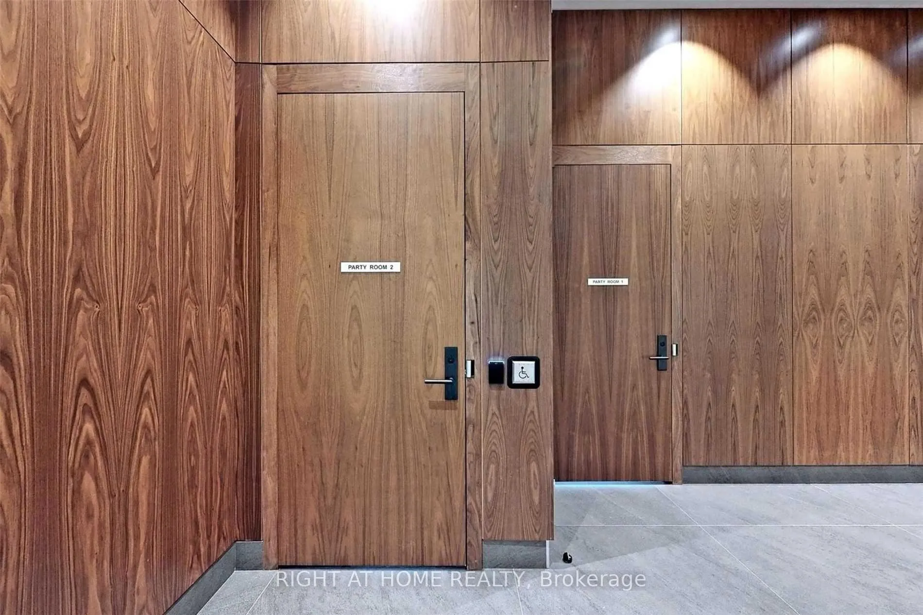 Photo 6 of Unit 3601, 7895 Jane Street, Vaughan, Concord — HOMEH