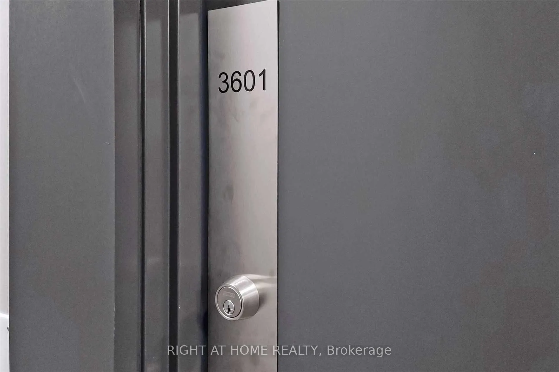 Photo 8 of Unit 3601, 7895 Jane Street, Vaughan, Concord — HOMEH