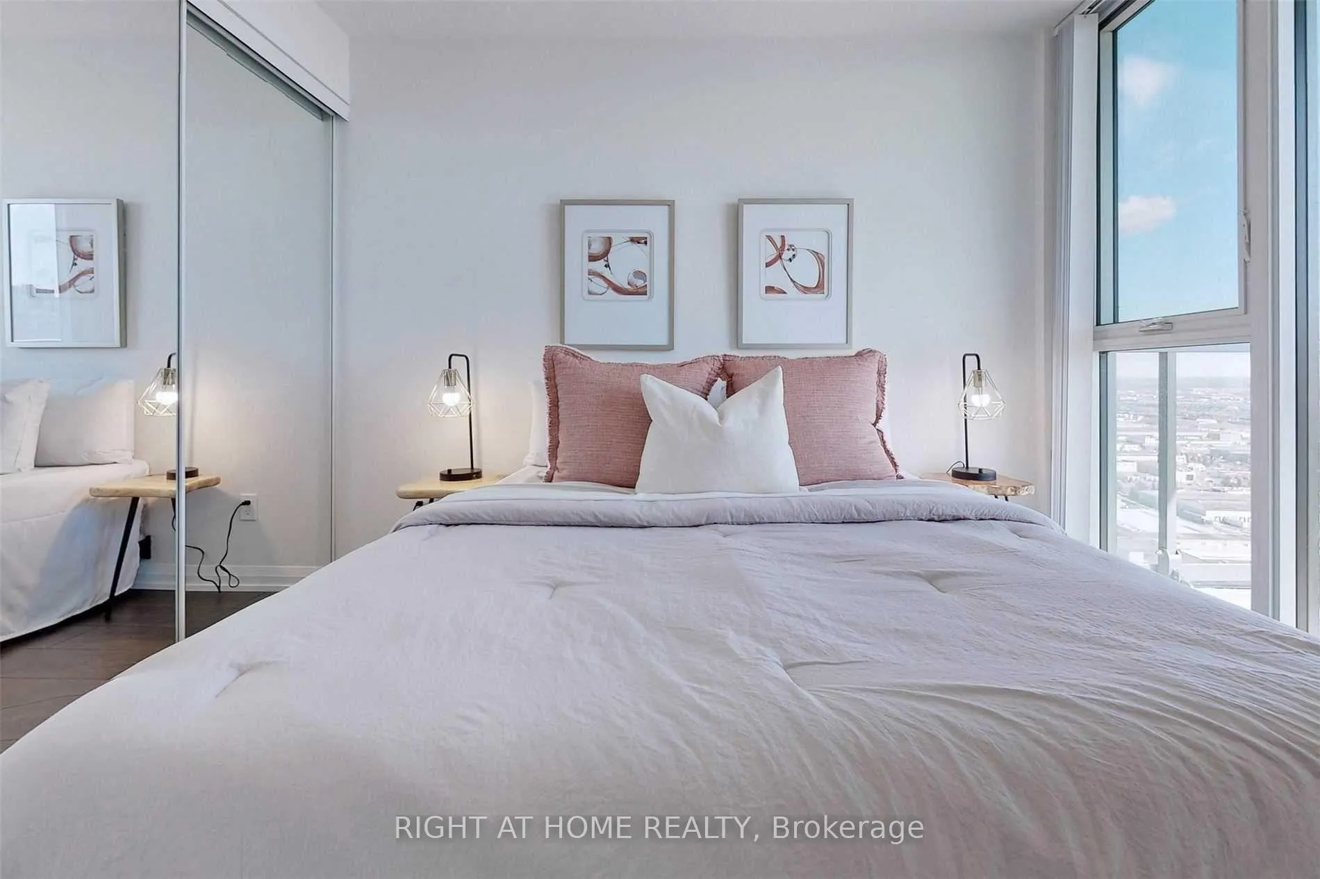 Photo 19 of Unit 3601, 7895 Jane Street, Vaughan, Concord — HOMEH