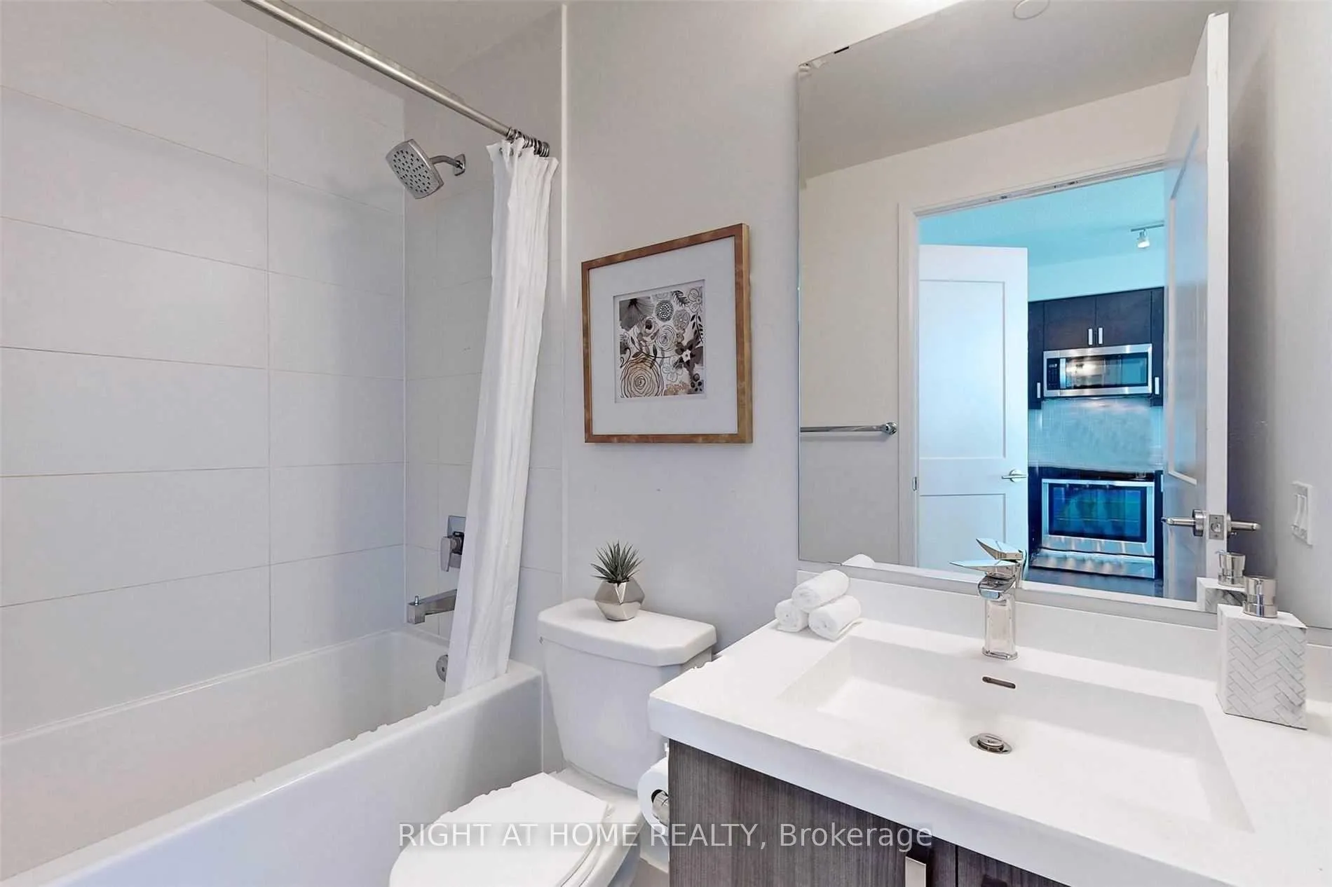 Photo 20 of Unit 3601, 7895 Jane Street, Vaughan, Concord — HOMEH
