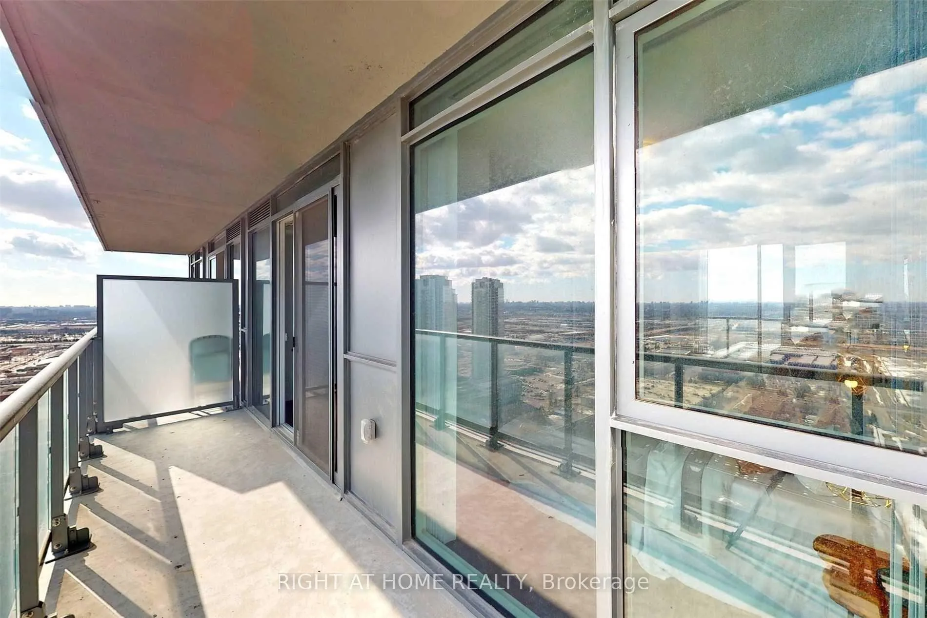 Photo 26 of Unit 3601, 7895 Jane Street, Vaughan, Concord — HOMEH