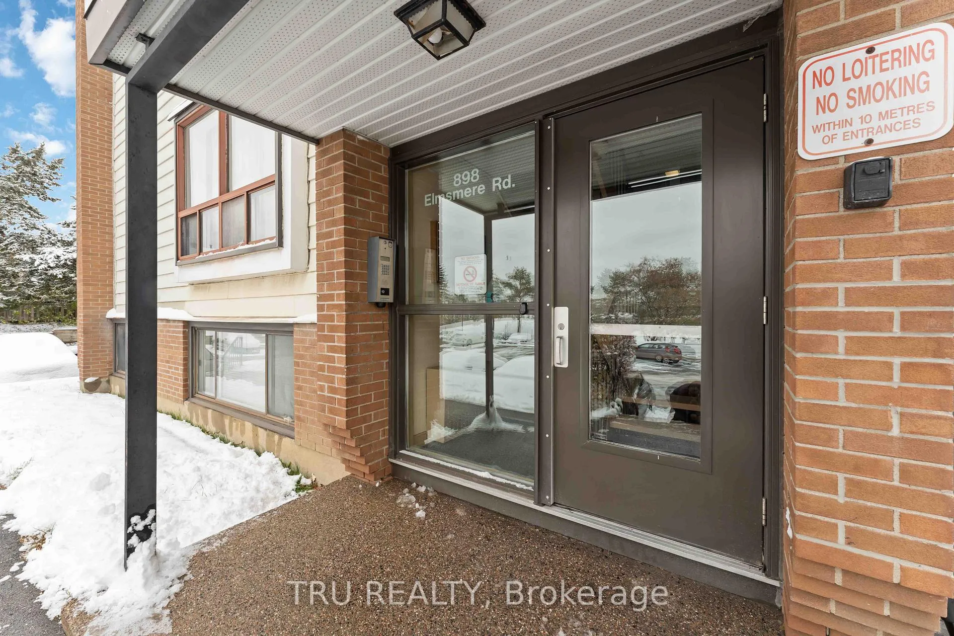 Photo 2 of Unit 8, 898 Elmsmere Road, Ottawa, Beacon Hill South — HOMEH