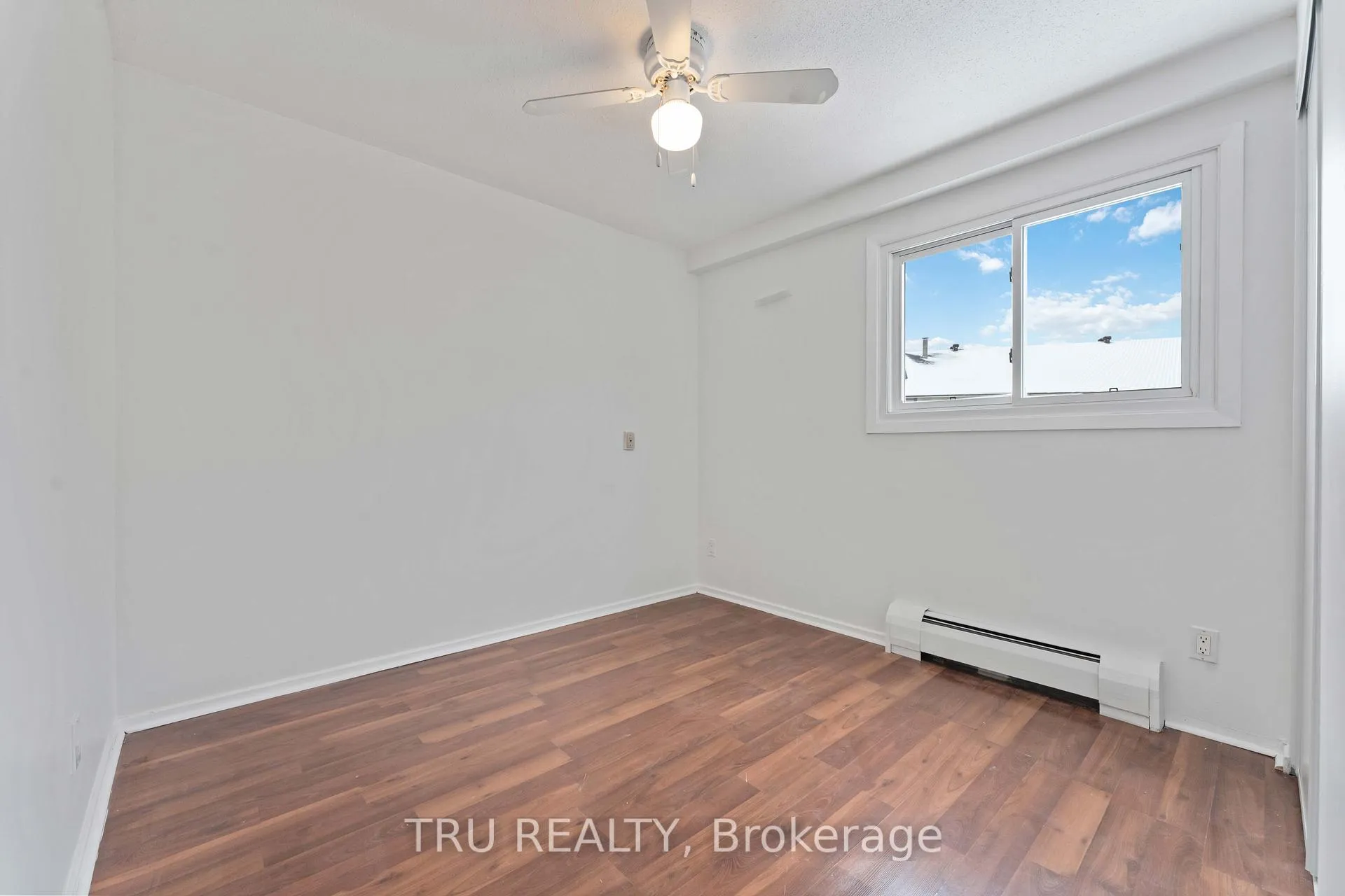 Photo 16 of Unit 8, 898 Elmsmere Road, Ottawa, Beacon Hill South — HOMEH
