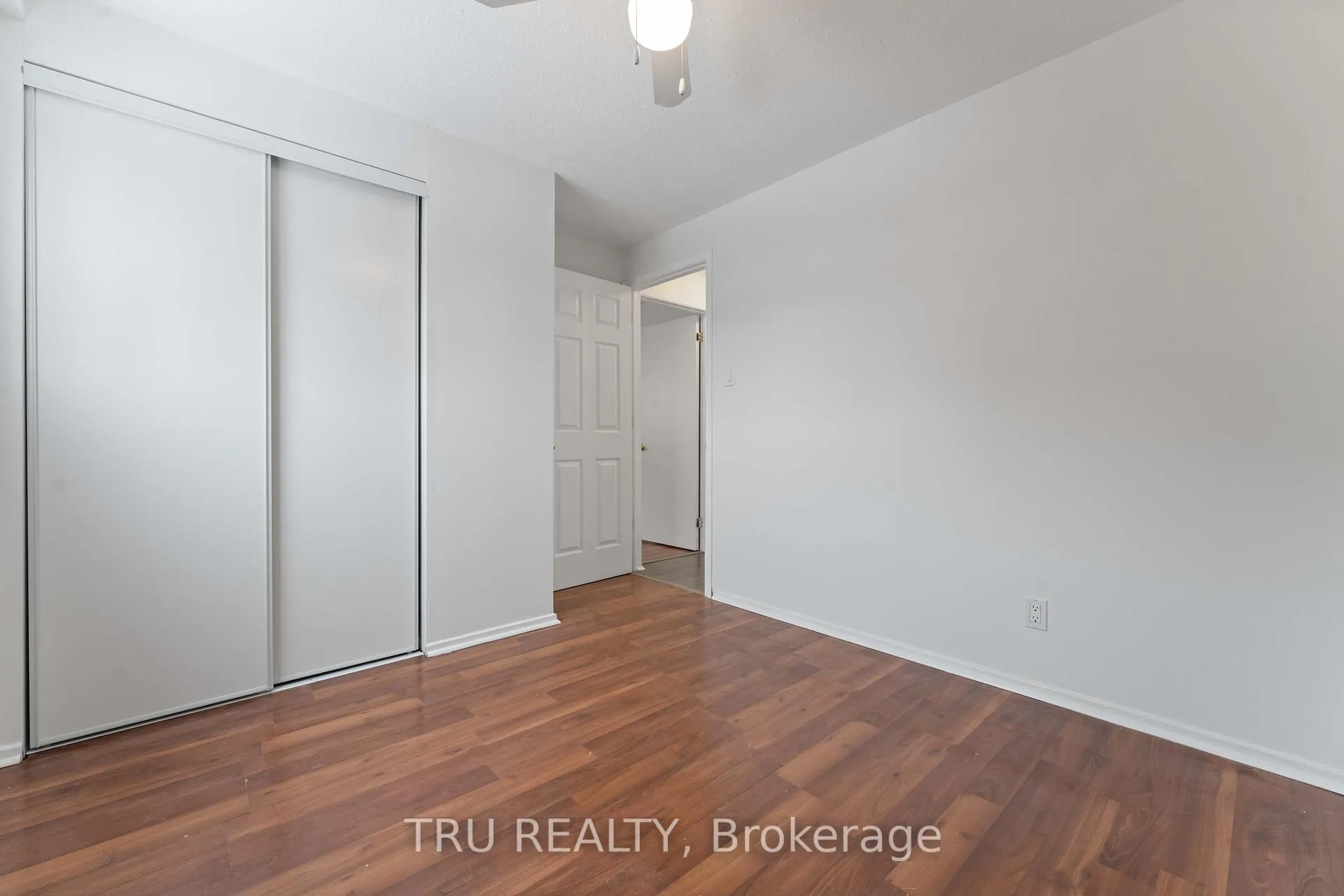 Photo 17 of Unit 8, 898 Elmsmere Road, Ottawa, Beacon Hill South — HOMEH