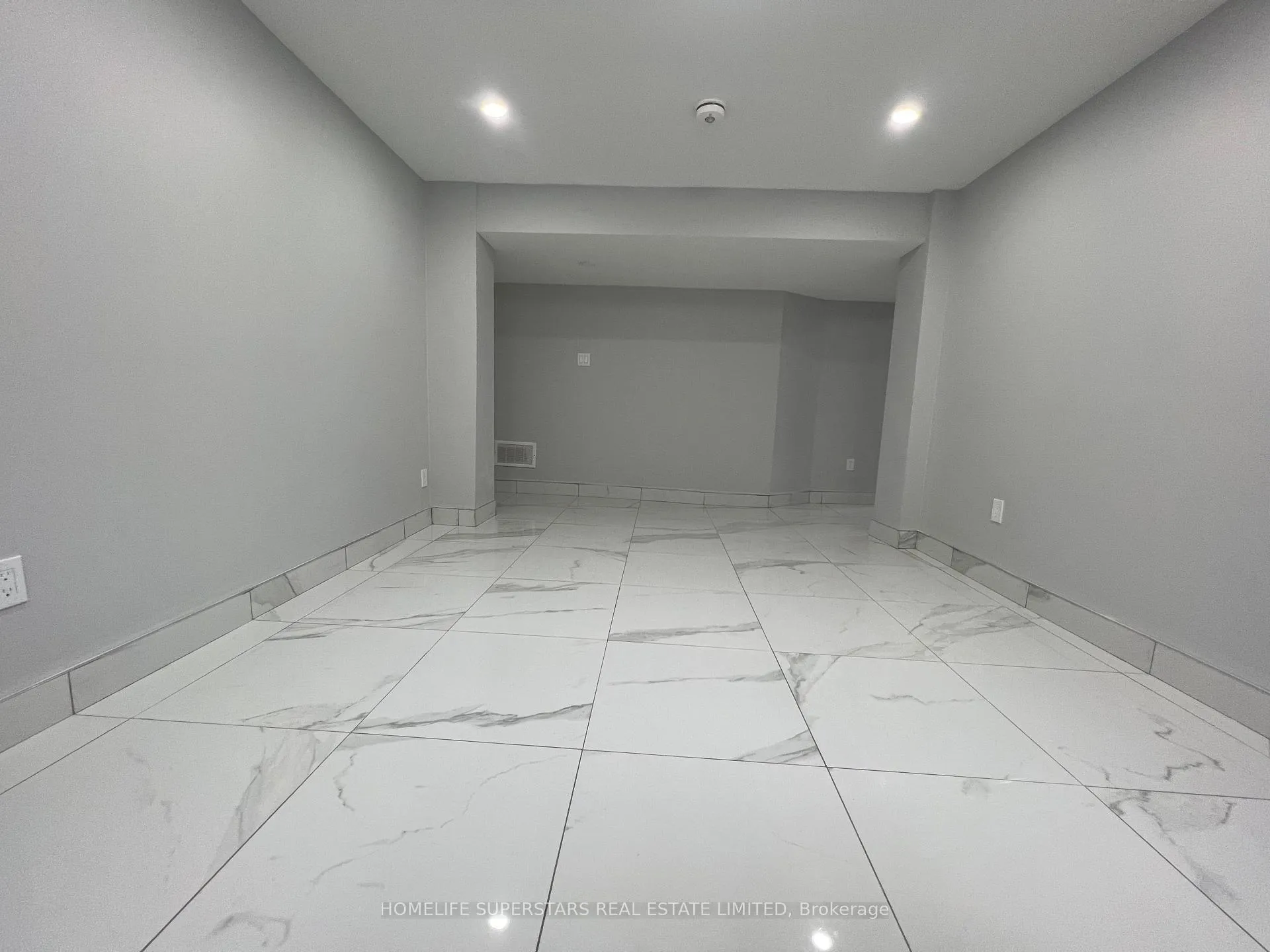Photo 4 of Unit (Bsmt), 88 Thistle Down Boulevard, Etobicoke, Thistletown-Beaumonde Heights — HOMEH