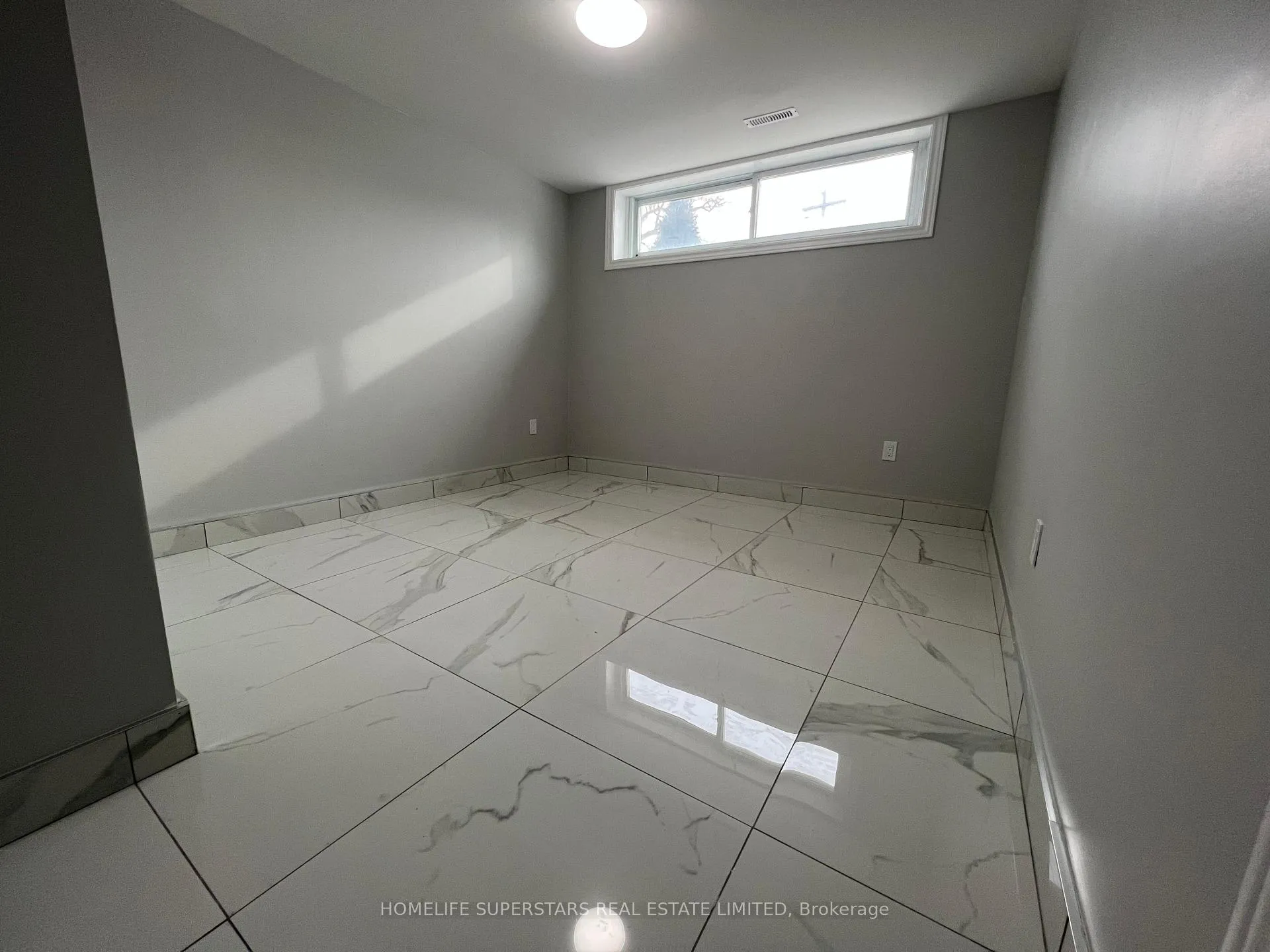 Photo 8 of Unit (Bsmt), 88 Thistle Down Boulevard, Etobicoke, Thistletown-Beaumonde Heights — HOMEH