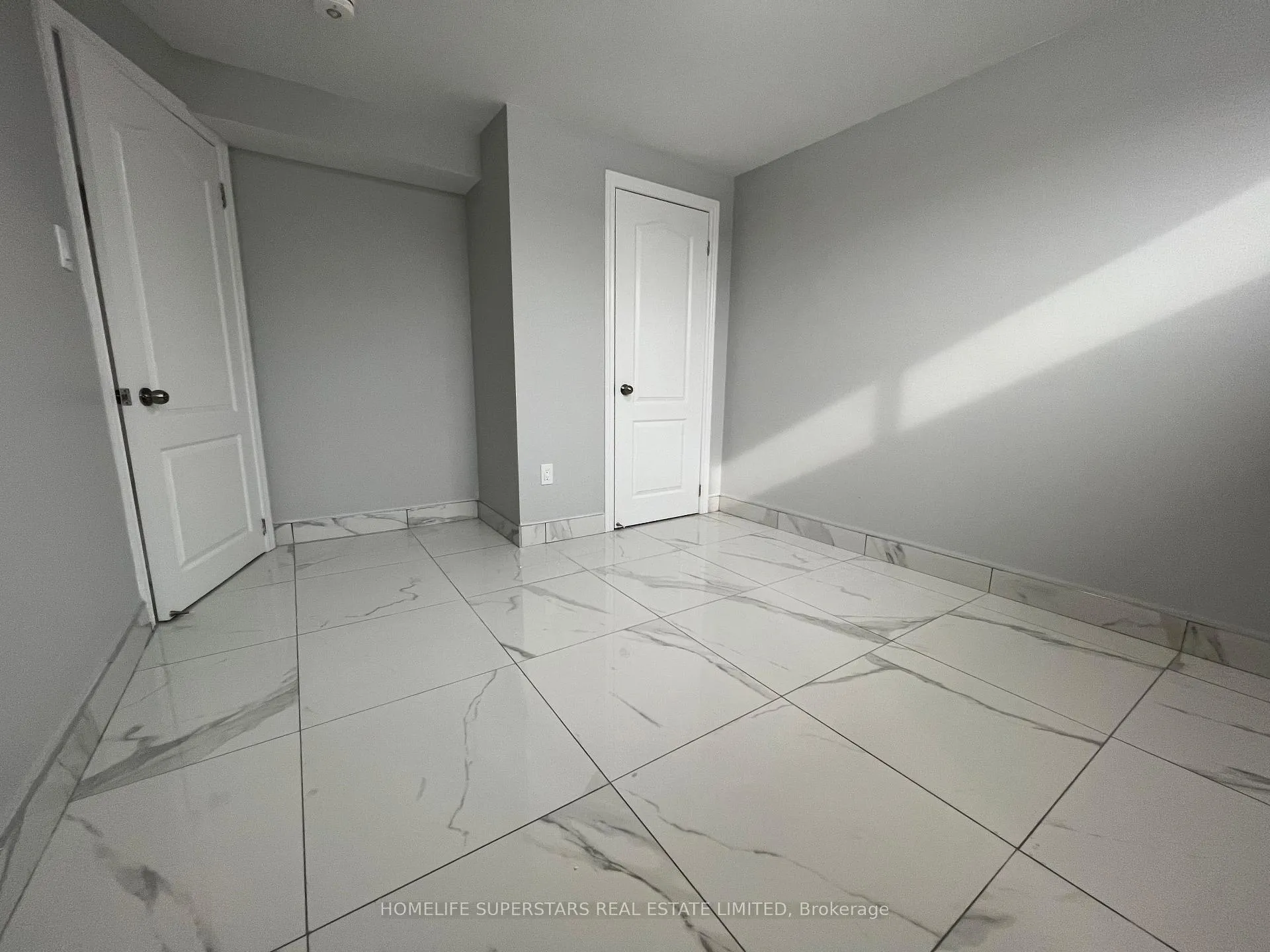 Photo 9 of Unit (Bsmt), 88 Thistle Down Boulevard, Etobicoke, Thistletown-Beaumonde Heights — HOMEH