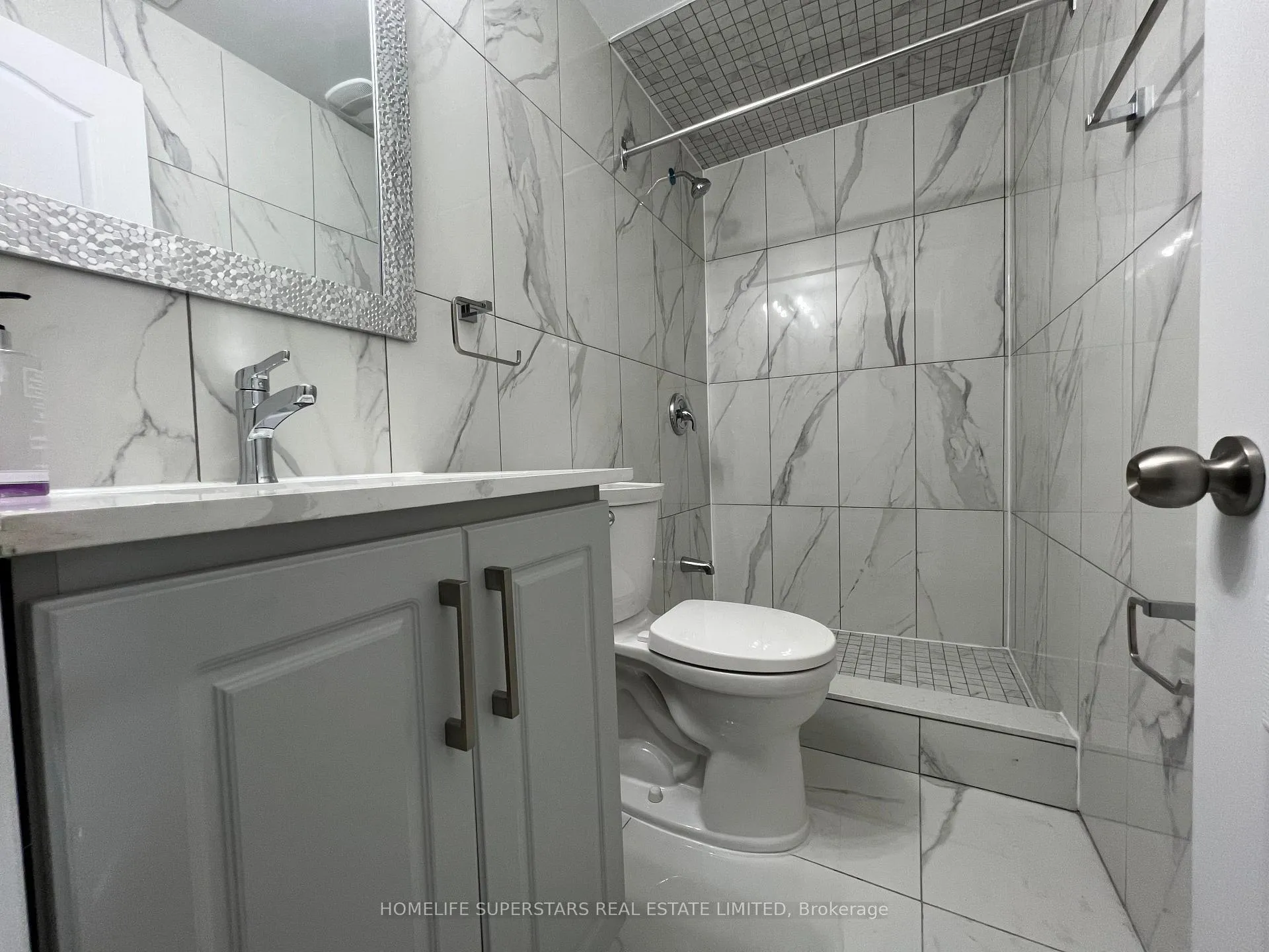 Photo 14 of Unit (Bsmt), 88 Thistle Down Boulevard, Etobicoke, Thistletown-Beaumonde Heights — HOMEH