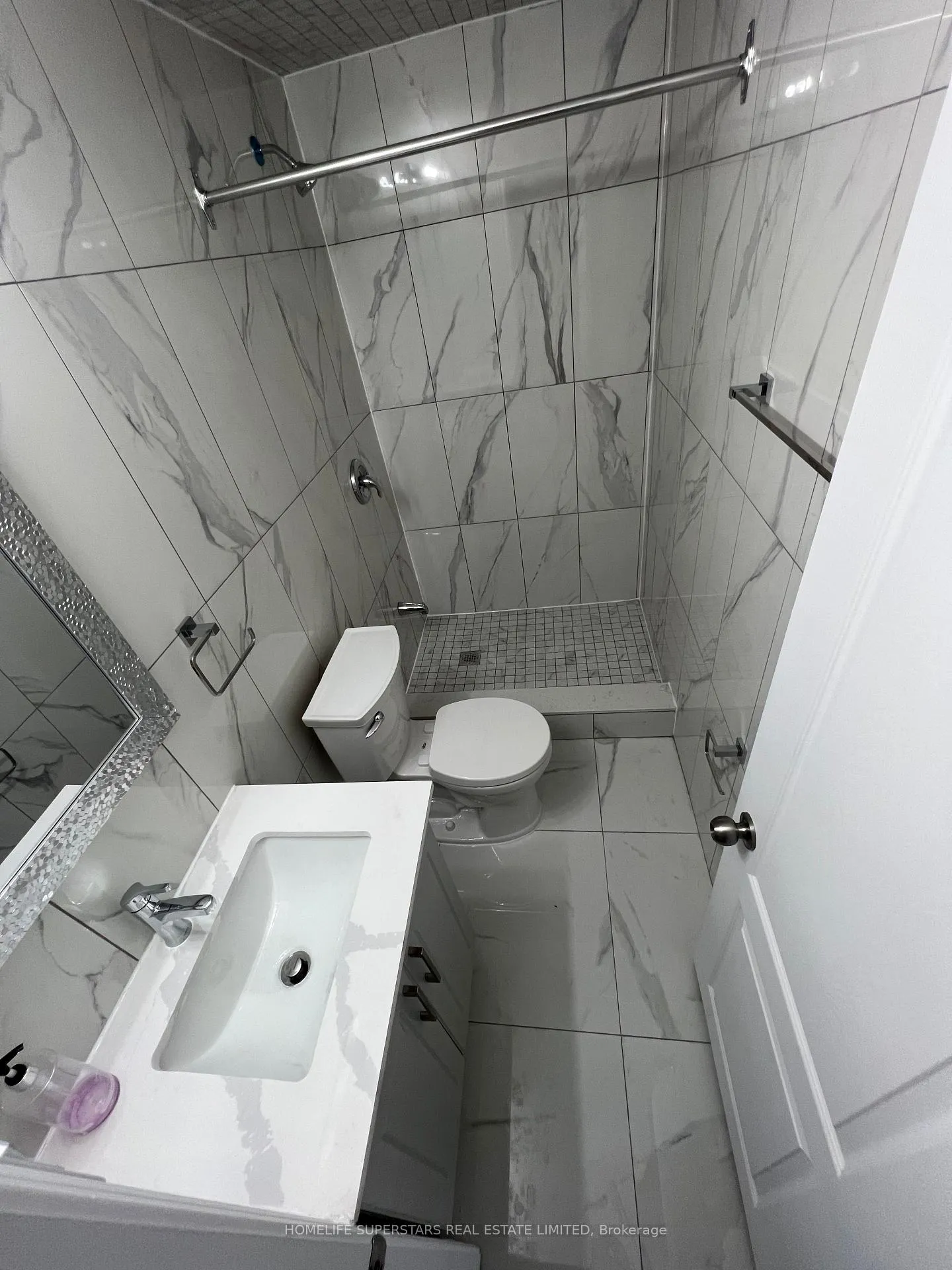 Photo 15 of Unit (Bsmt), 88 Thistle Down Boulevard, Etobicoke, Thistletown-Beaumonde Heights — HOMEH