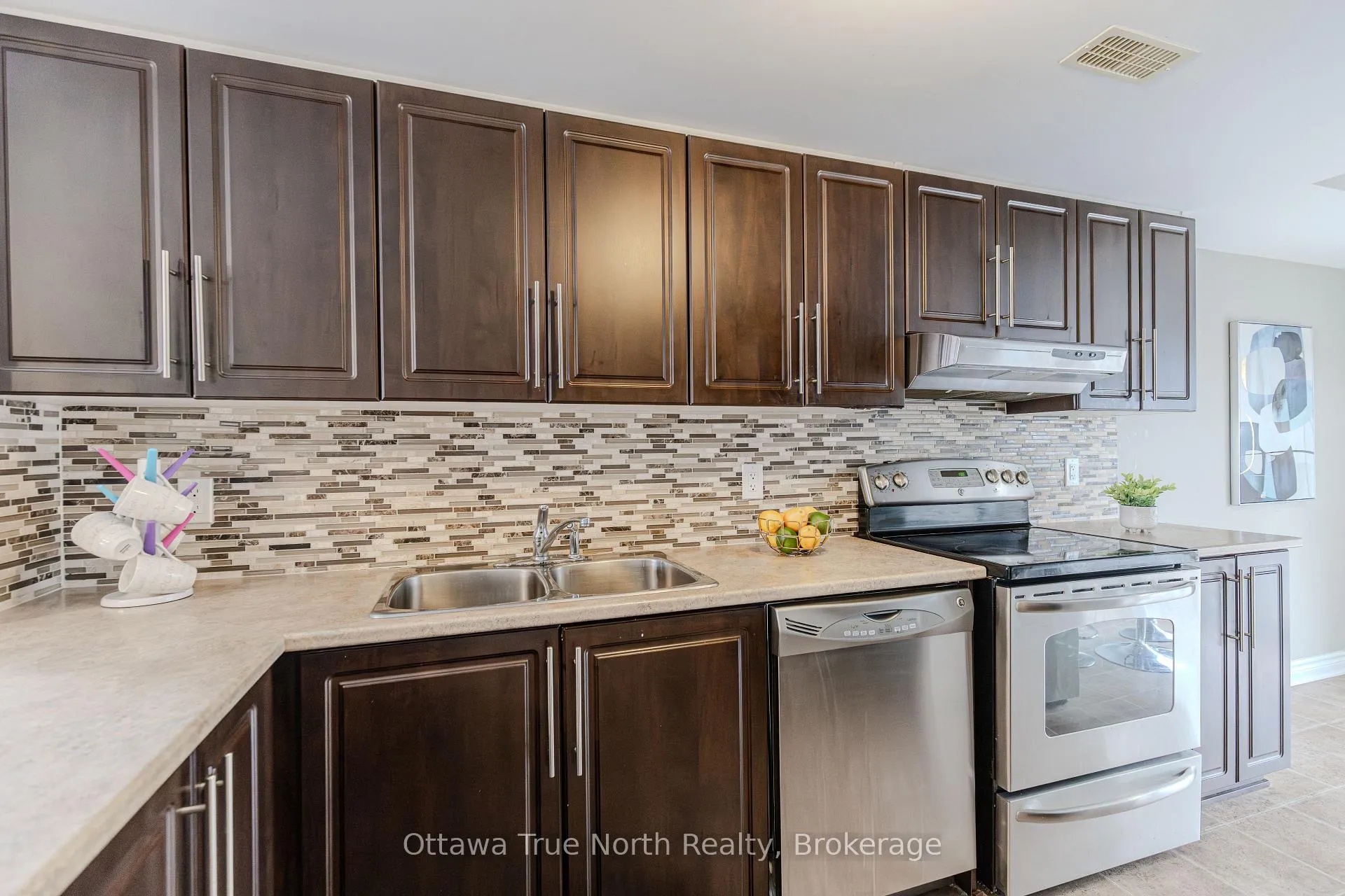 Photo 8 of Unit 25, 62 Argent Private, Ottawa, Kanata - Morgan's Grant/South March — HOMEH