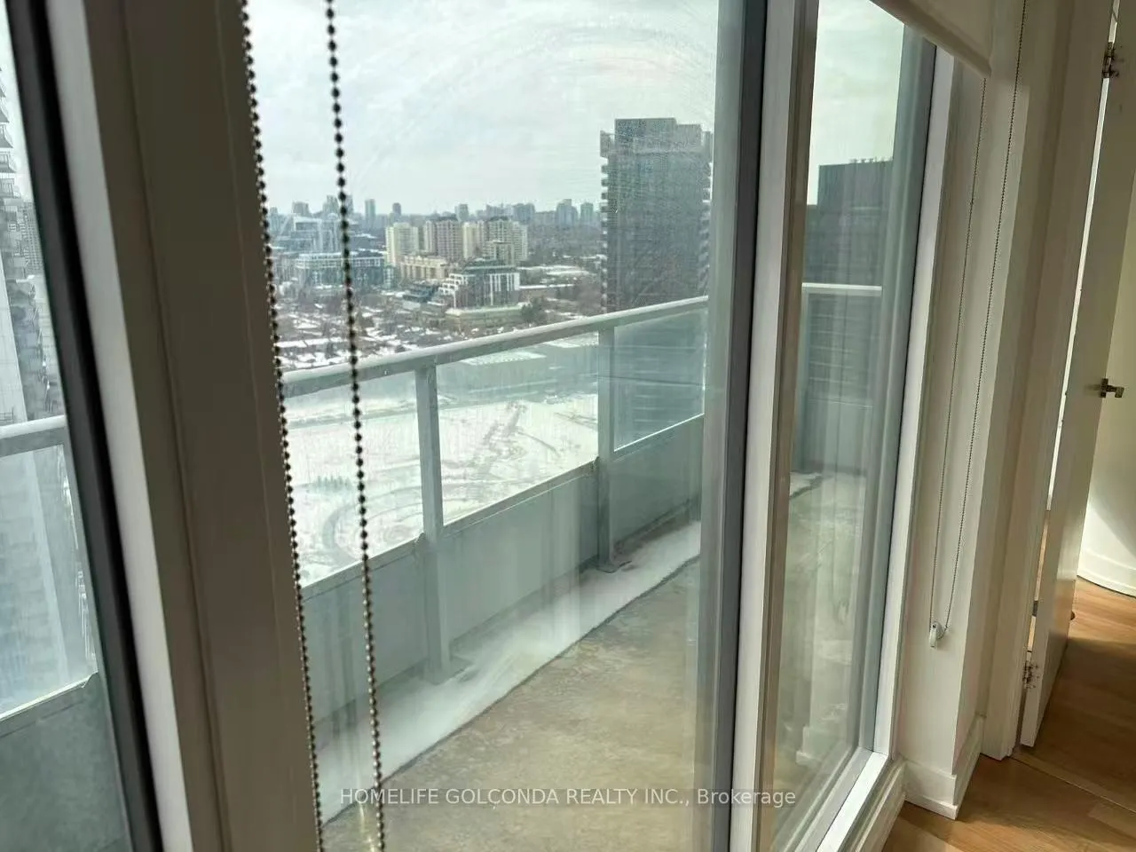 Photo 4 of Unit 3308, 117 Mcmahon Drive, North York, Bayview Village — HOMEH