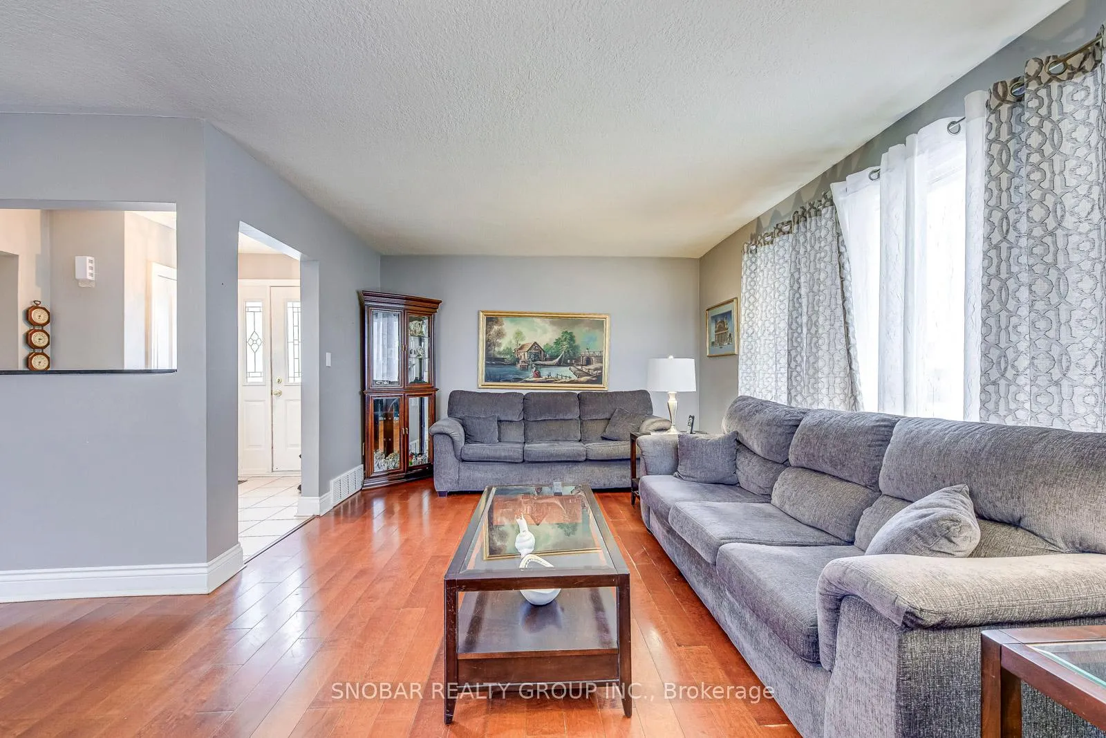 Photo 6 of 22 Coolhurst Drive, Etobicoke, Rexdale-Kipling — HOMEH
