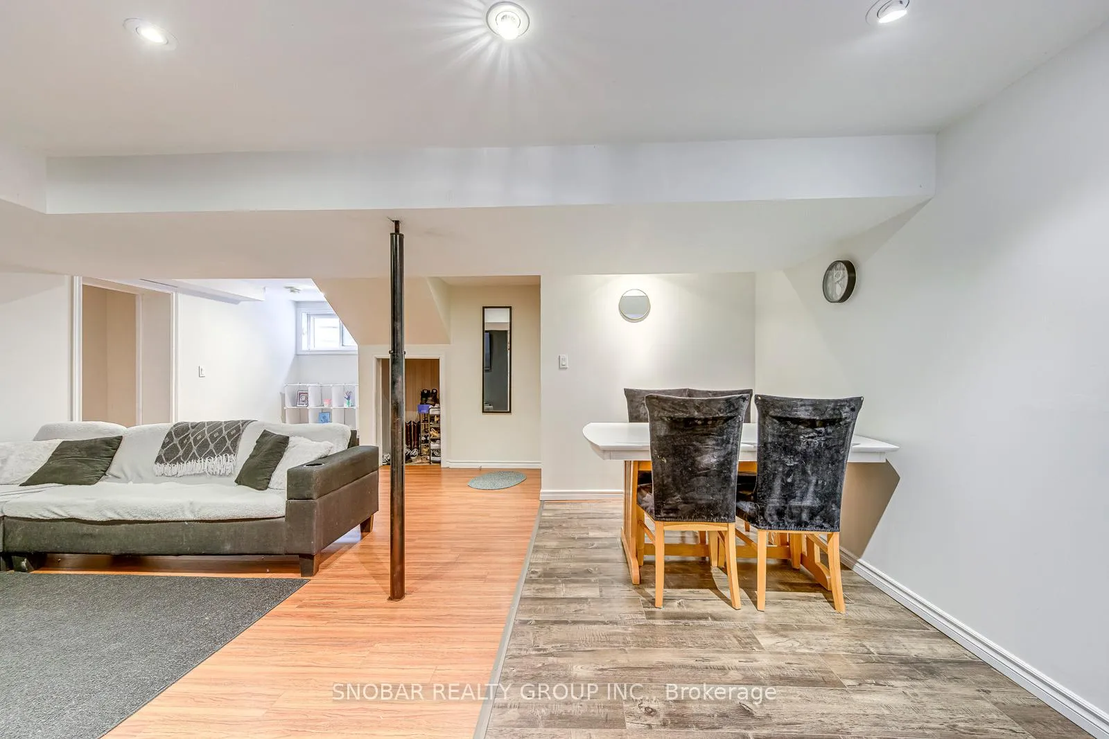 Photo 18 of 22 Coolhurst Drive, Etobicoke, Rexdale-Kipling — HOMEH