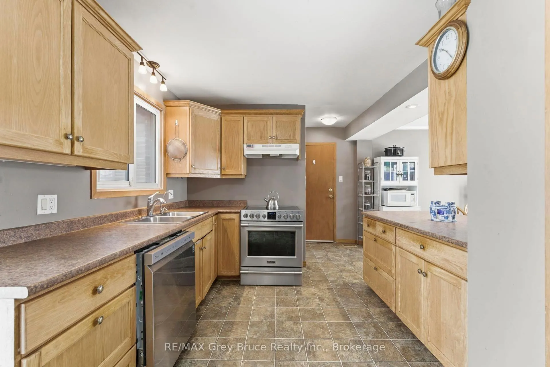 Photo 1 of 235 5th Avenue, Hanover — HOMEH