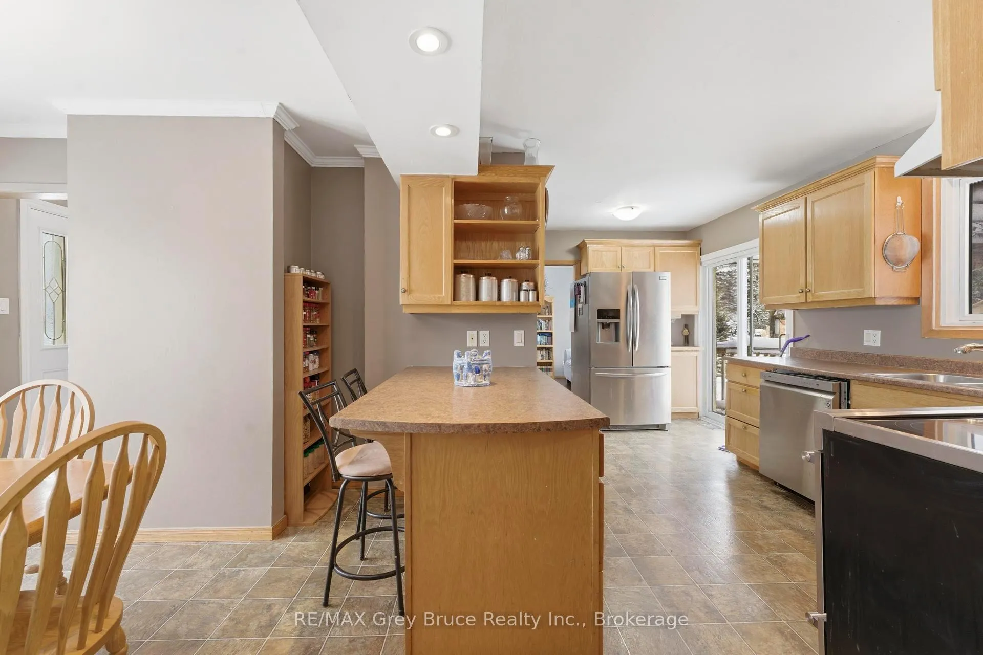 Photo 4 of 235 5th Avenue, Hanover — HOMEH