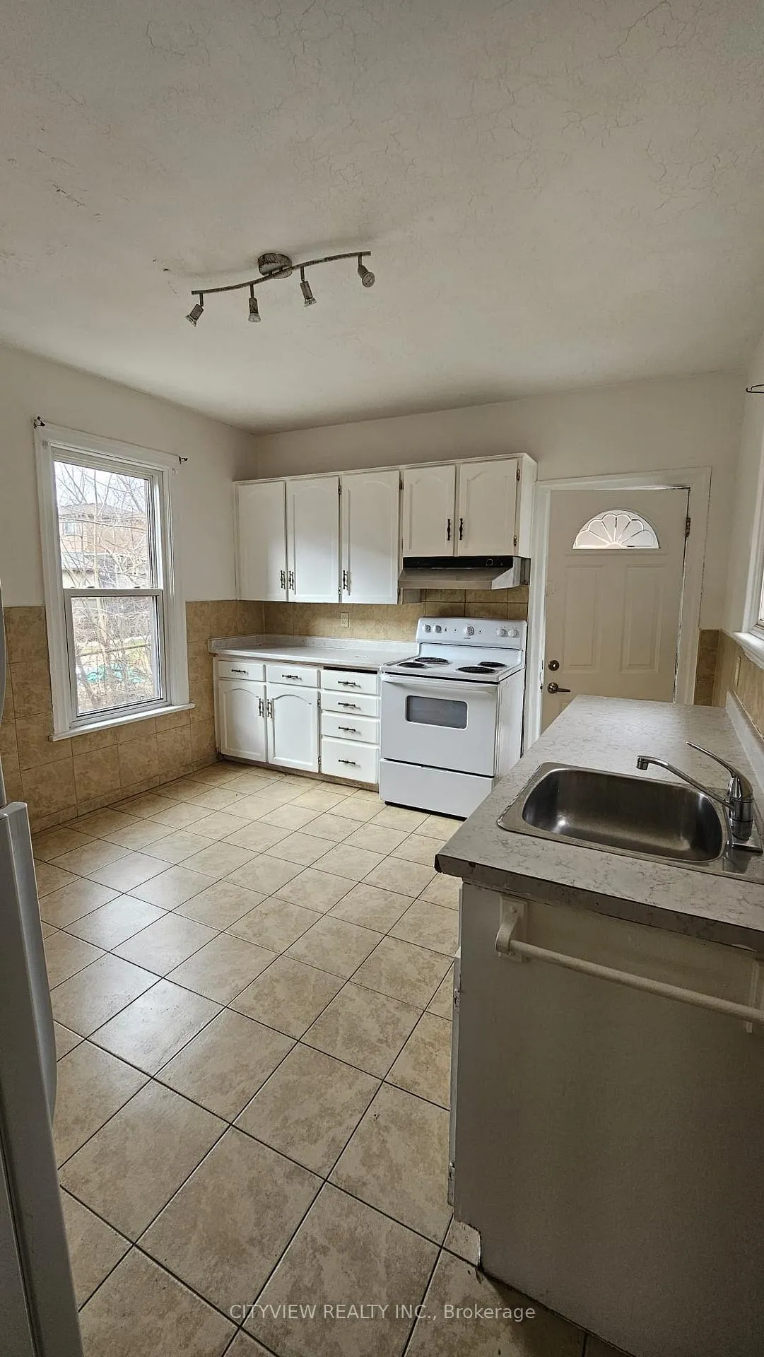 Photo 6 of 281 Wentworth Street, Hamilton, Landsdale — HOMEH