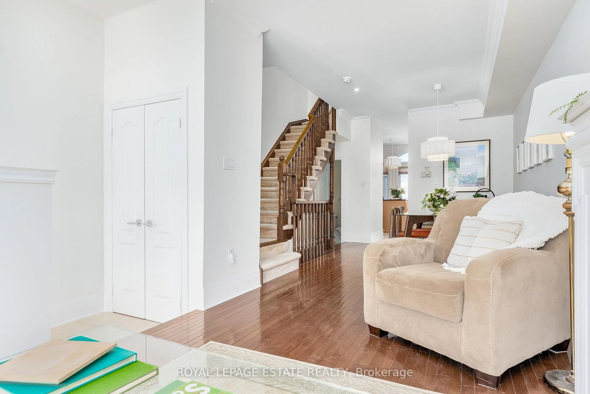 Photo 8 of 120 Clement Road, Etobicoke, Willowridge-Martingrove-Richview — HOMEH