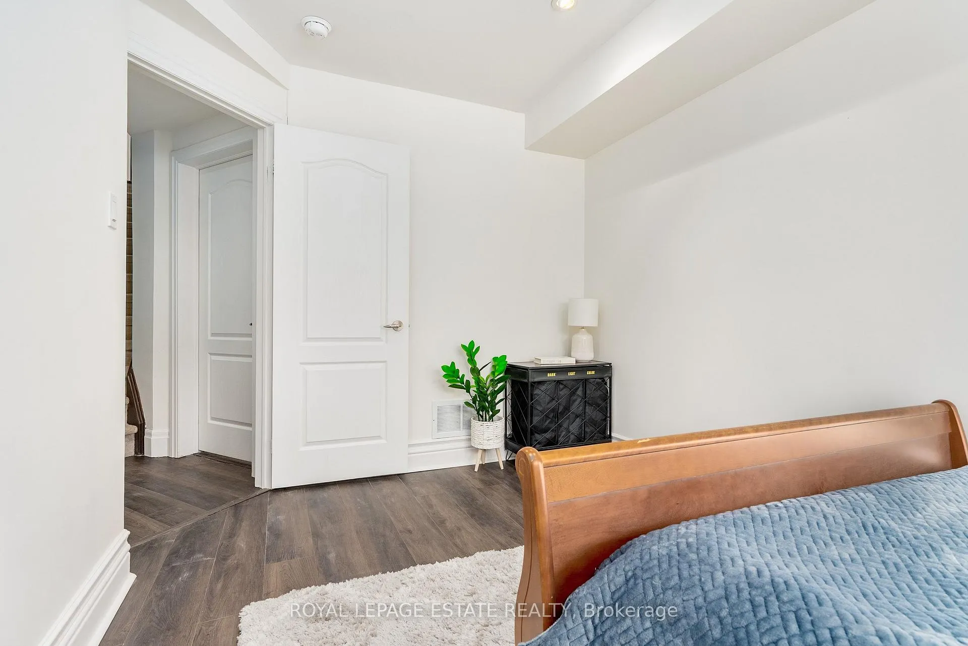 Photo 43 of 120 Clement Road, Etobicoke, Willowridge-Martingrove-Richview — HOMEH