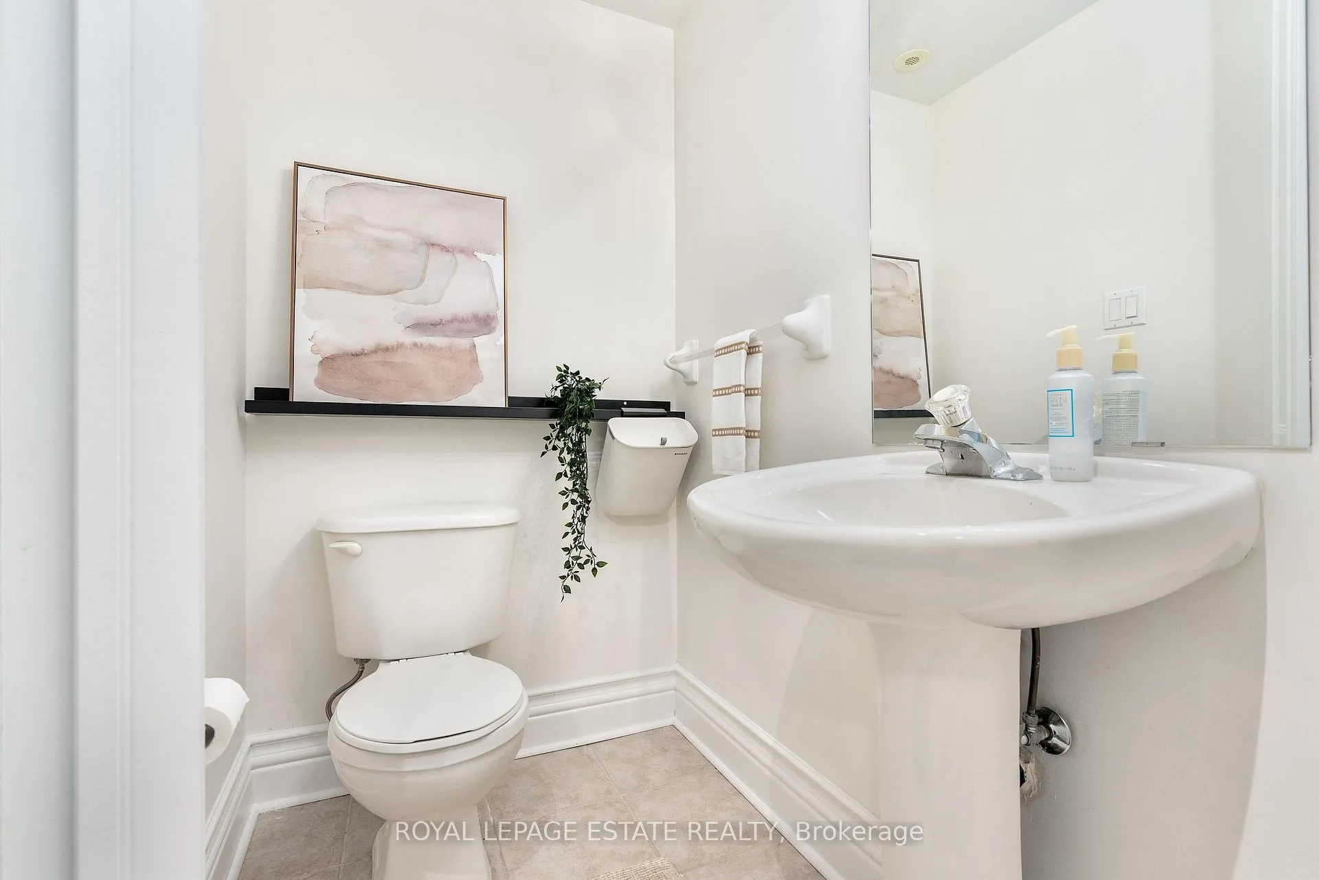 Photo 44 of 120 Clement Road, Etobicoke, Willowridge-Martingrove-Richview — HOMEH