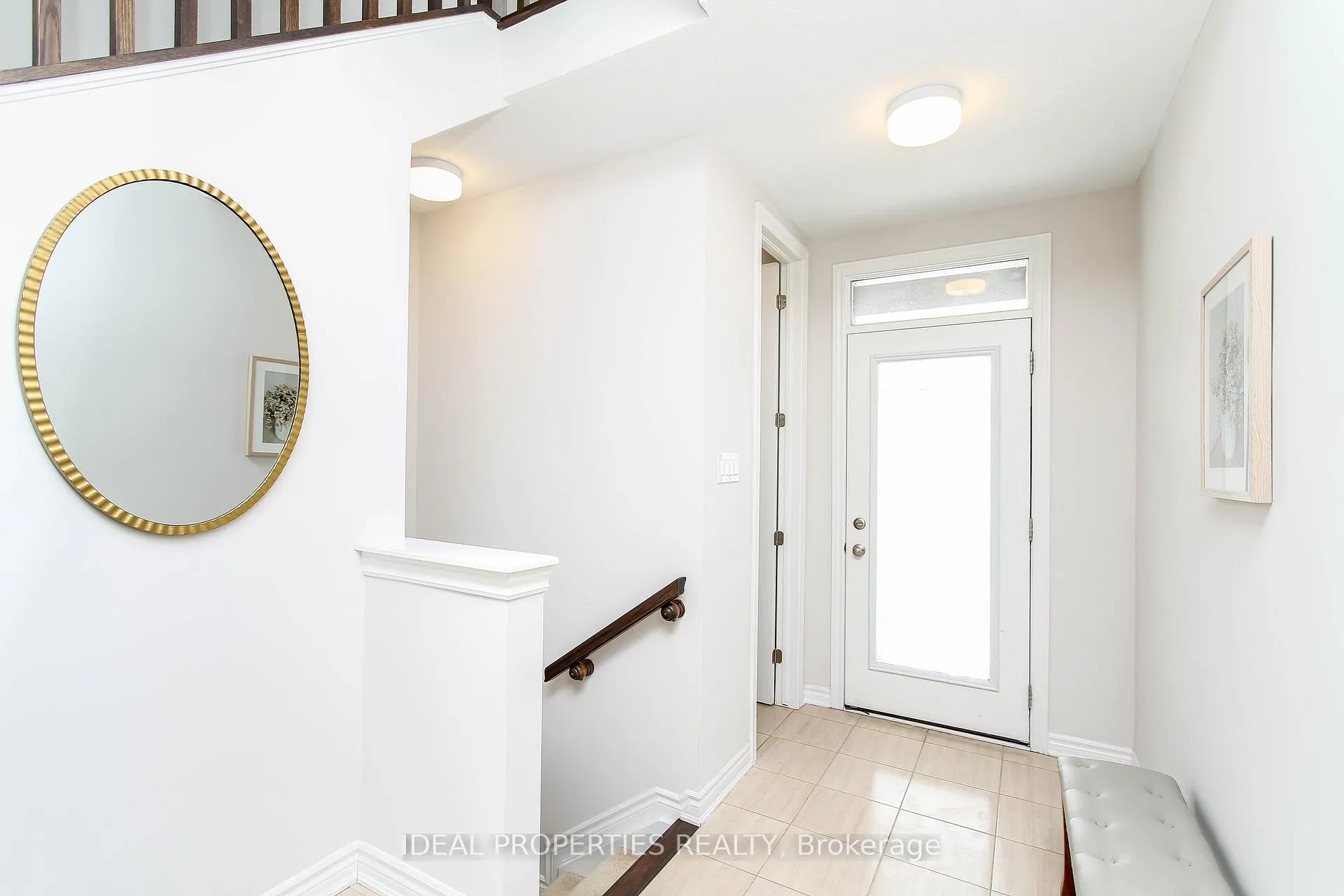 Photo 3 of 703 Derreen Avenue, Ottawa, Stittsville (North) — HOMEH