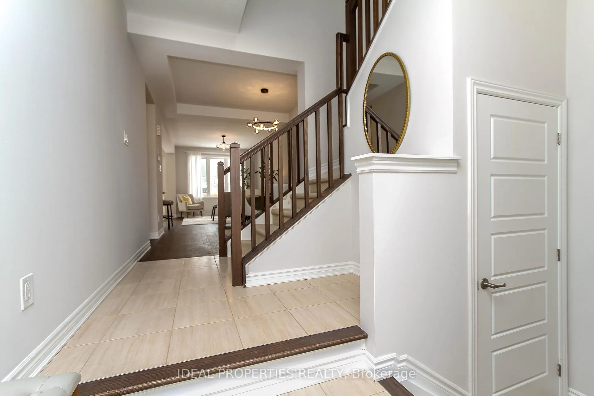 Photo 7 of 703 Derreen Avenue, Ottawa, Stittsville (North) — HOMEH