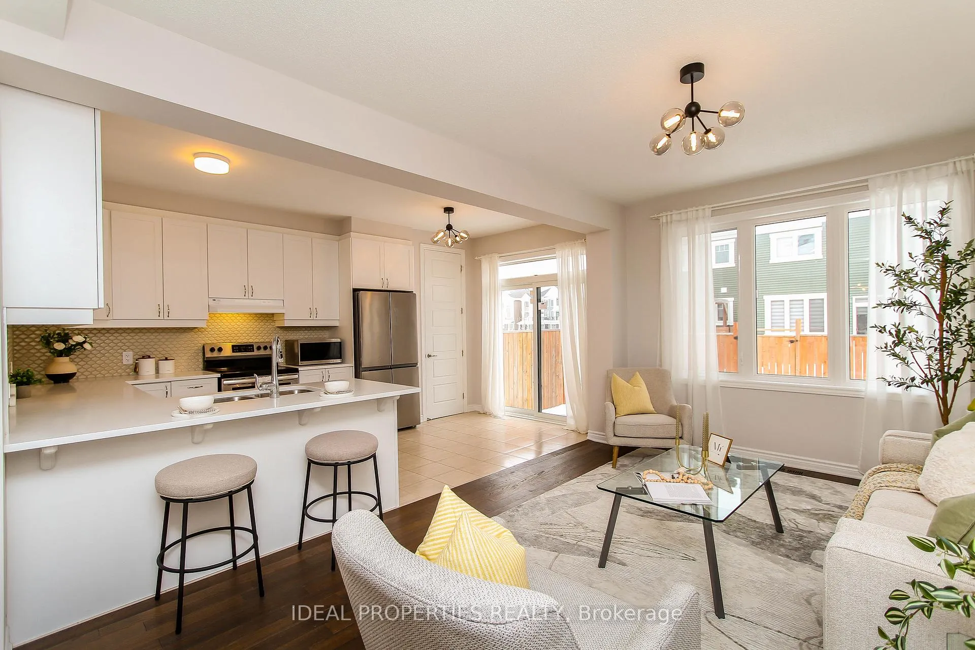 Photo 14 of 703 Derreen Avenue, Ottawa, Stittsville (North) — HOMEH