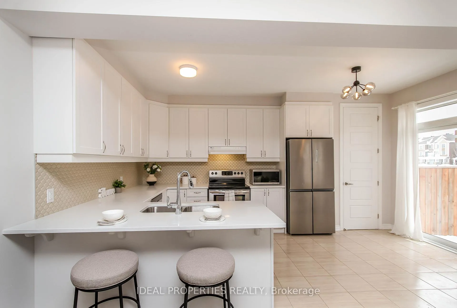 Photo 16 of 703 Derreen Avenue, Ottawa, Stittsville (North) — HOMEH