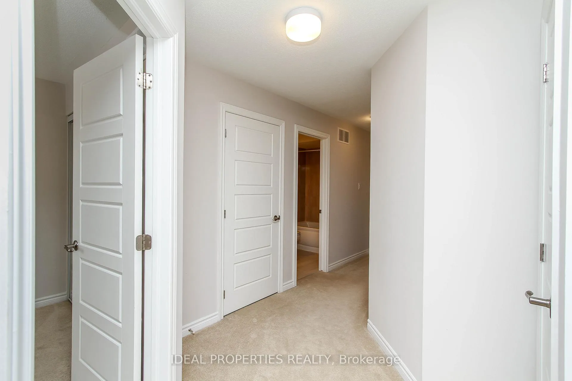 Photo 27 of 703 Derreen Avenue, Ottawa, Stittsville (North) — HOMEH