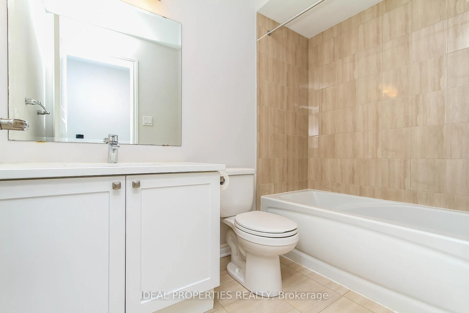 Photo 40 of 703 Derreen Avenue, Ottawa, Stittsville (North) — HOMEH