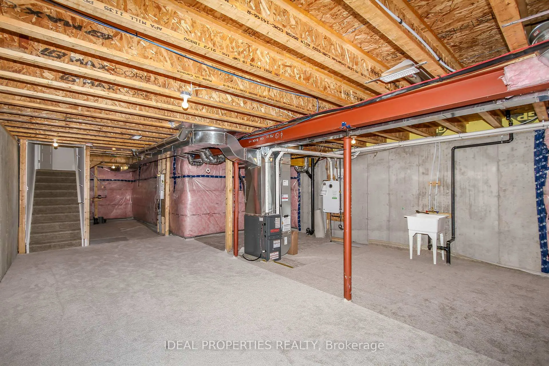 Photo 42 of 703 Derreen Avenue, Ottawa, Stittsville (North) — HOMEH