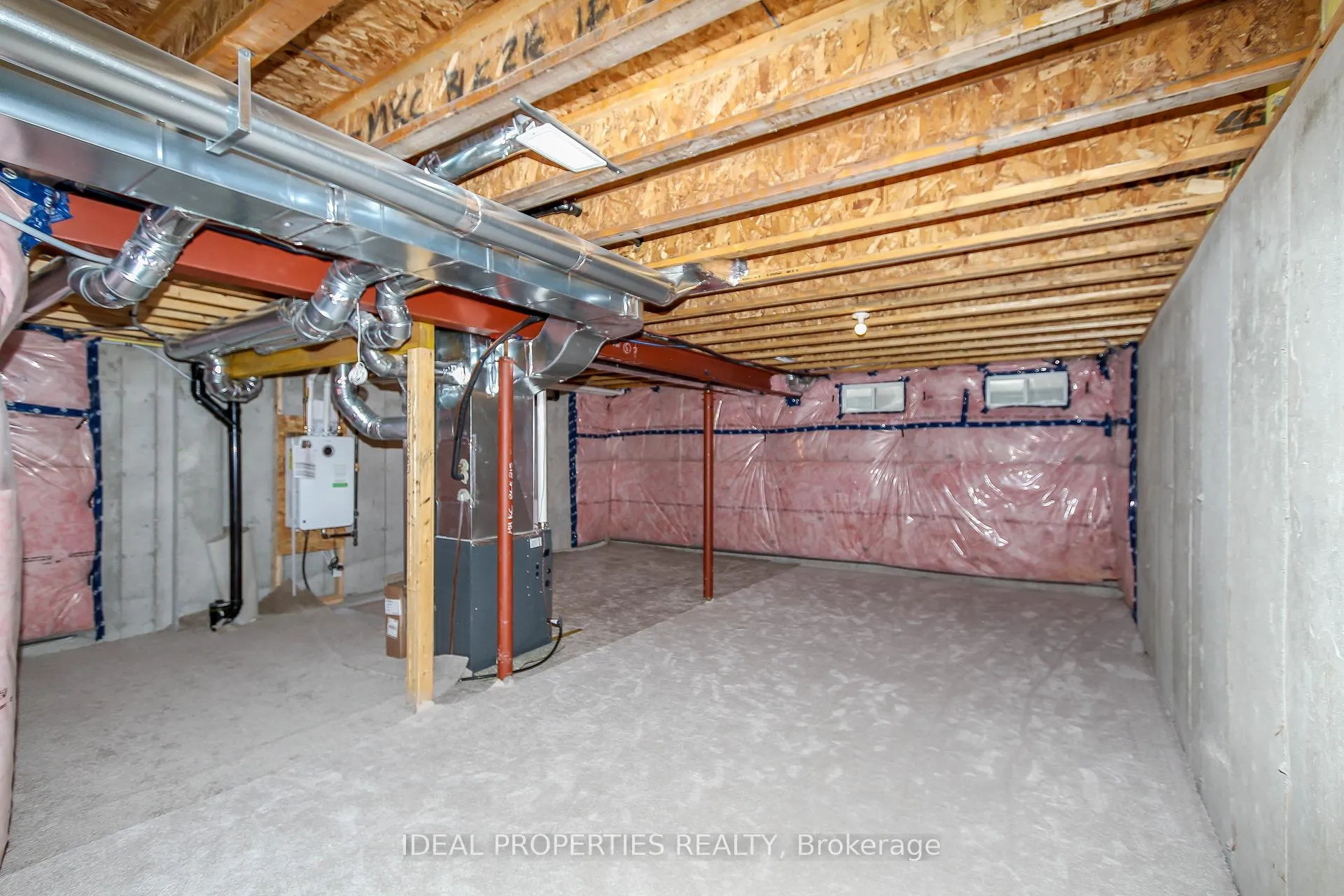 Photo 43 of 703 Derreen Avenue, Ottawa, Stittsville (North) — HOMEH