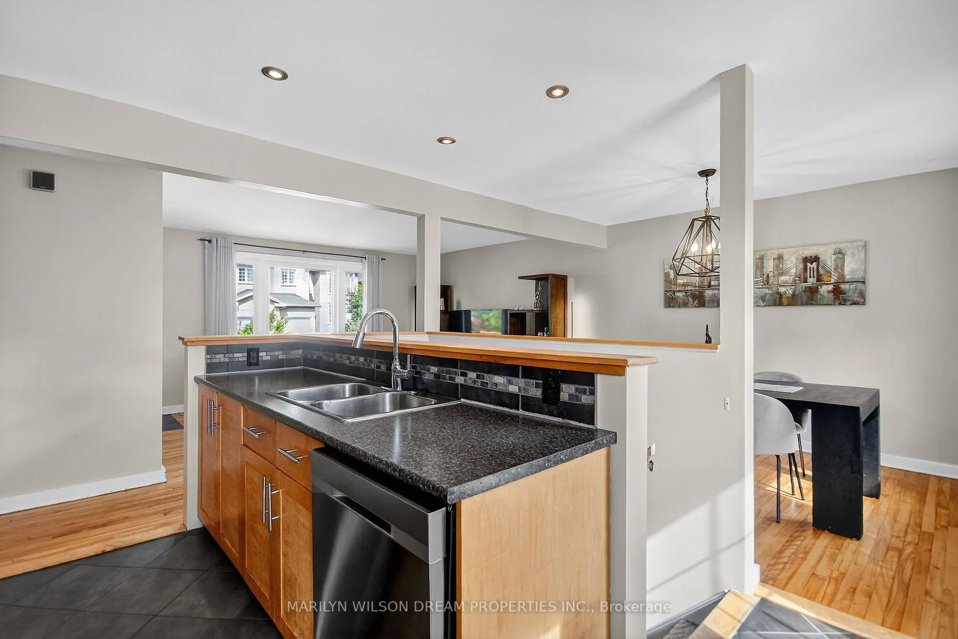 Photo 15 of 1914 Rosebella Avenue, Ottawa, Blossom Park/Leitrim — HOMEH