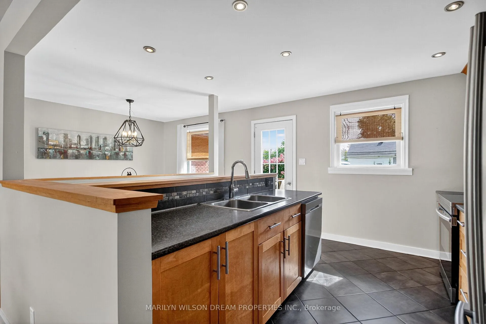 Photo 16 of 1914 Rosebella Avenue, Ottawa, Blossom Park/Leitrim — HOMEH