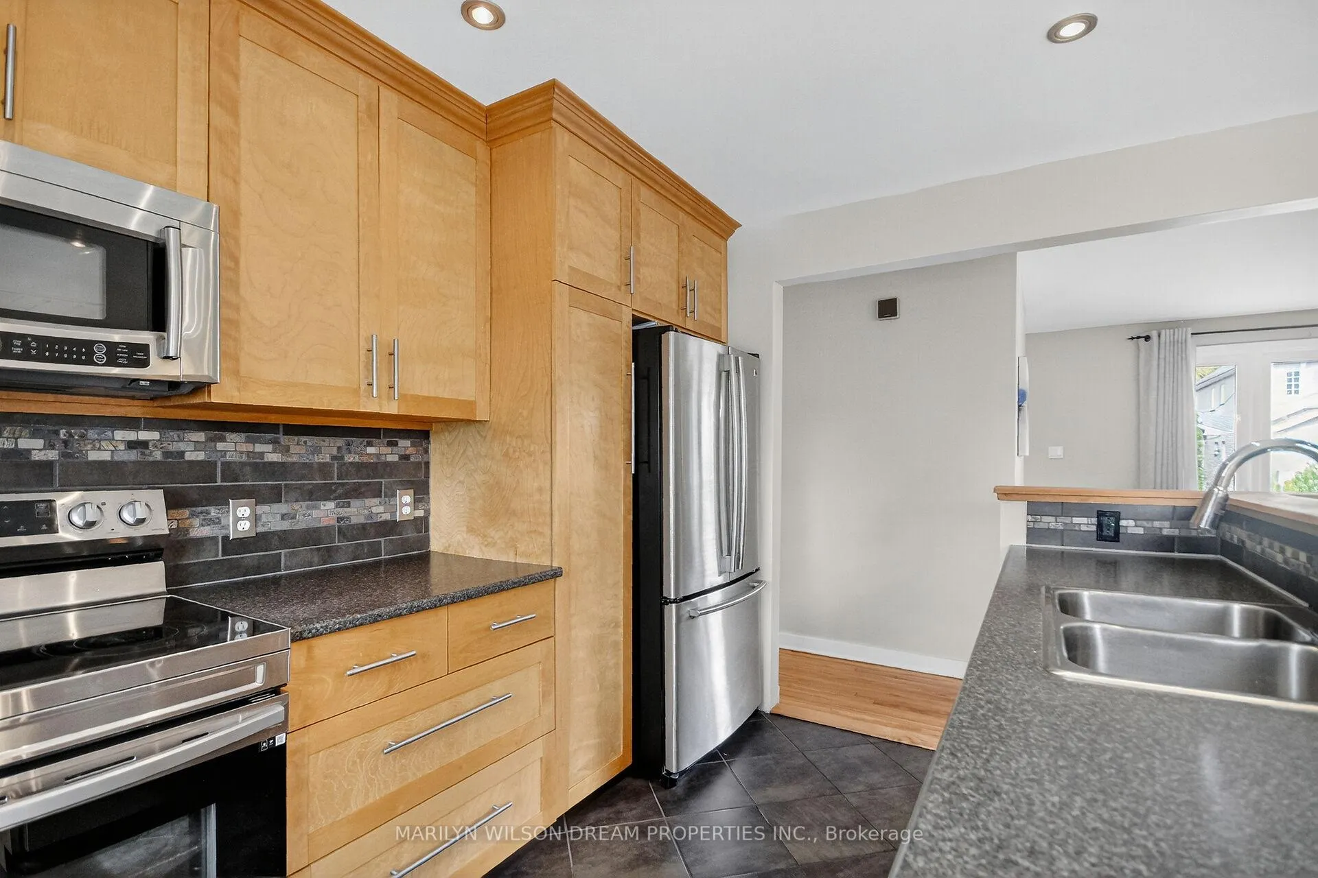 Photo 18 of 1914 Rosebella Avenue, Ottawa, Blossom Park/Leitrim — HOMEH