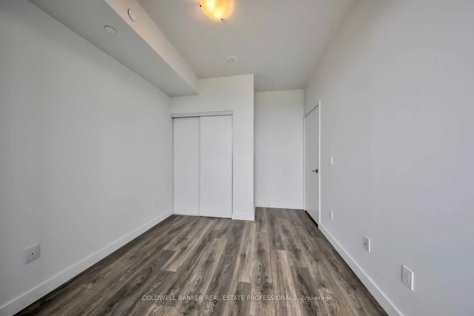 Photo 7 of Unit 5307, 8 Eglinton Avenue E, Toronto, Mount Pleasant West — HOMEH