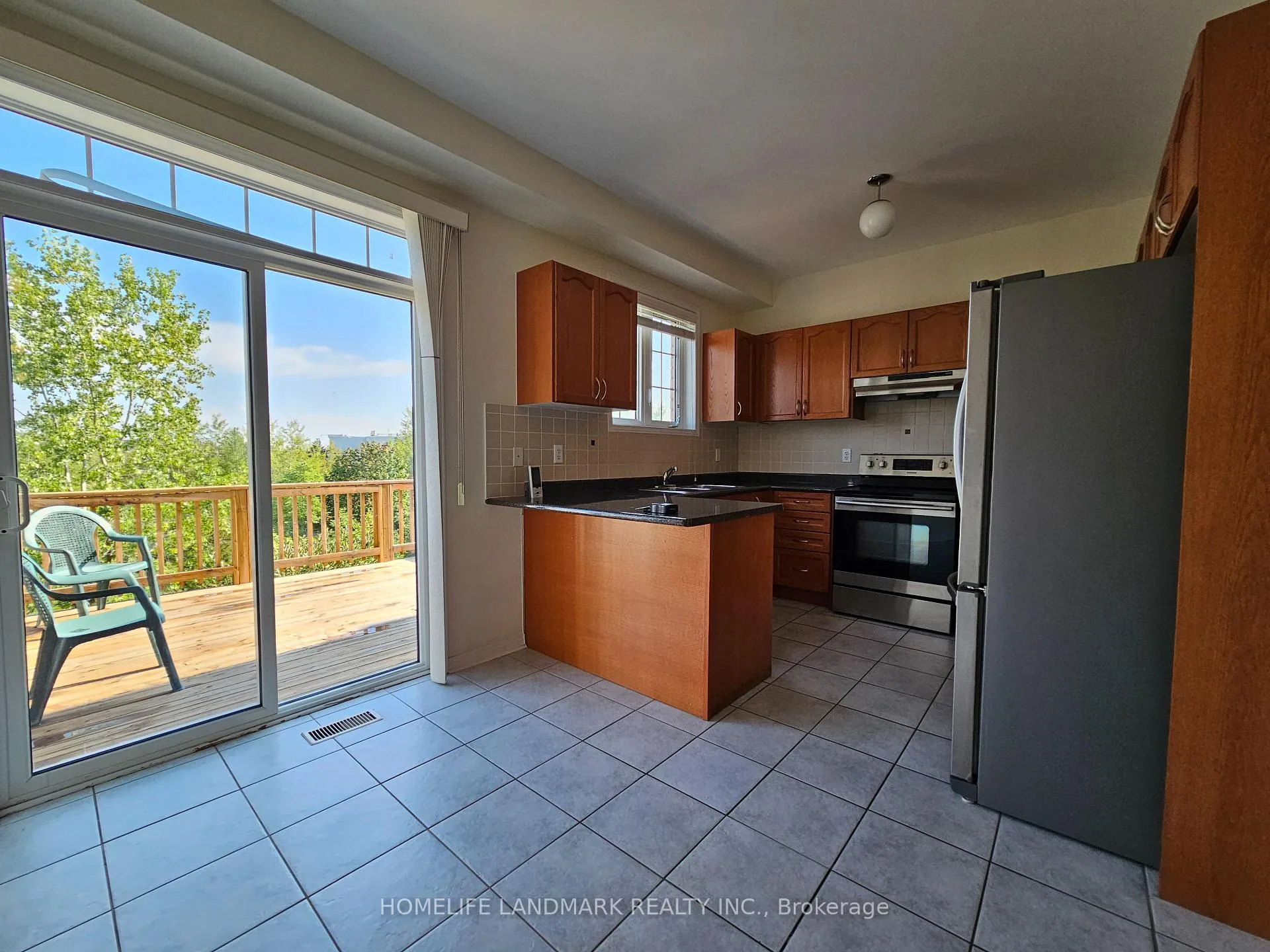 Photo 3 of 19 Voysey Way, Markham, Cedarwood — HOMEH