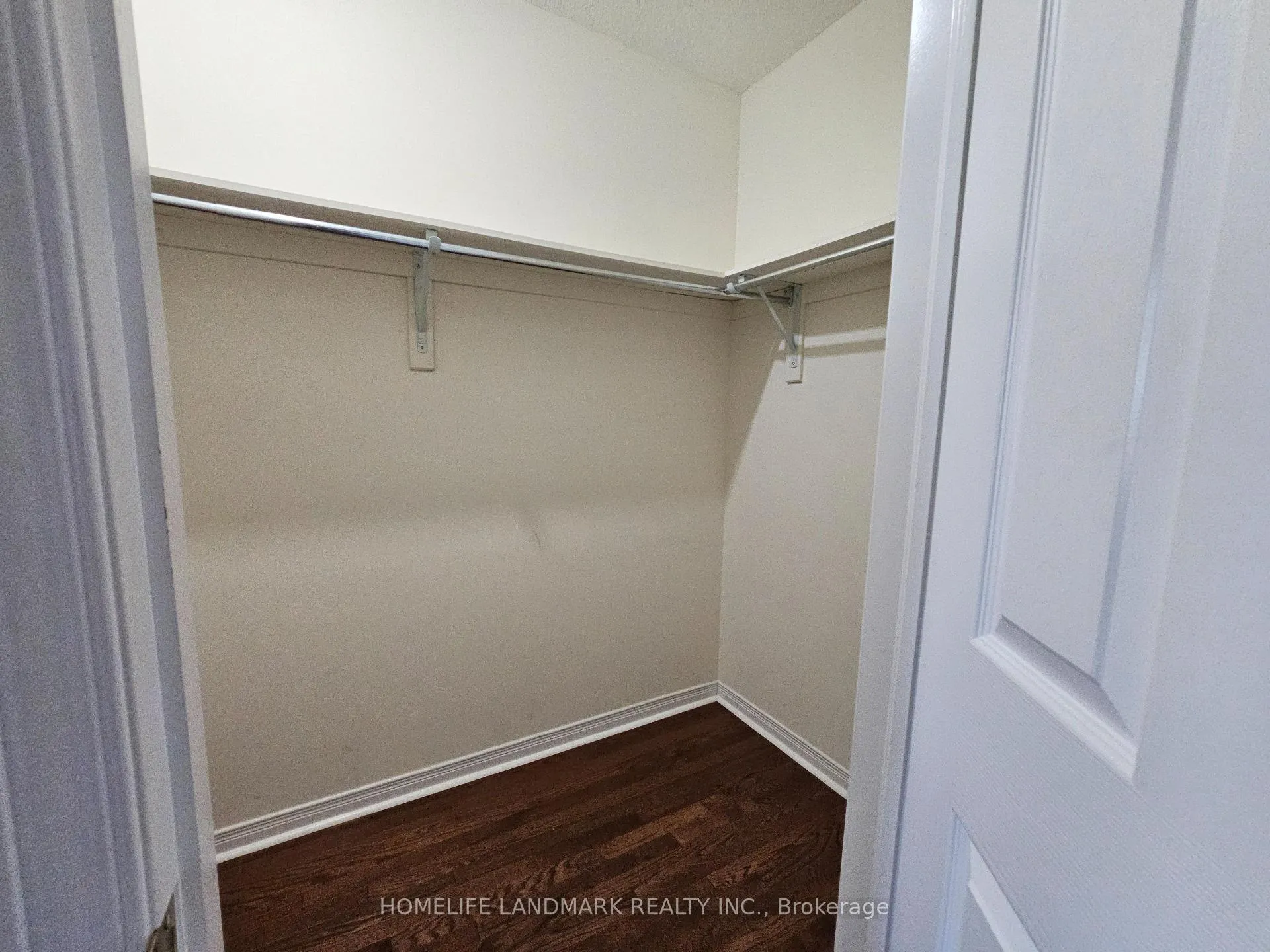 Photo 13 of 19 Voysey Way, Markham, Cedarwood — HOMEH