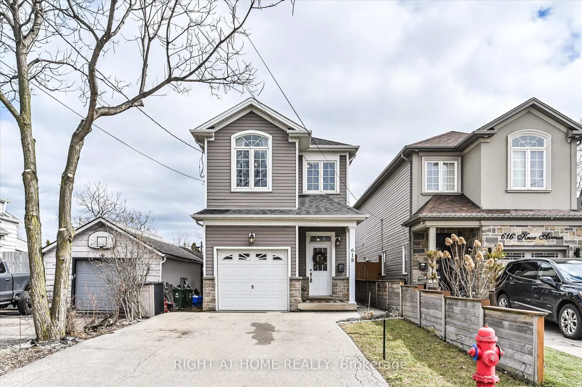 Photo 1 of 618 Knox Avenue, Hamilton, Parkview — HOMEH