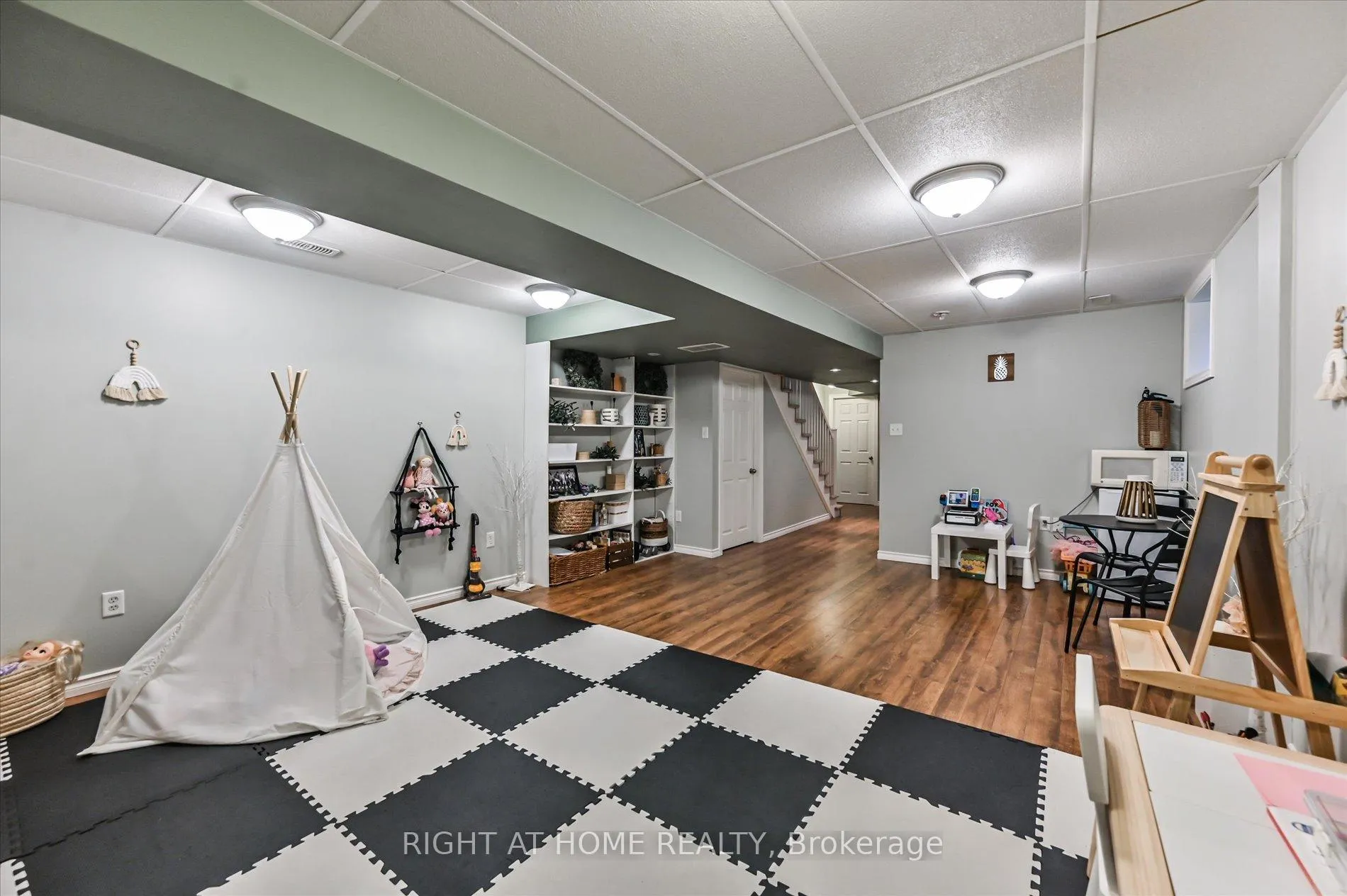 Photo 40 of 618 Knox Avenue, Hamilton, Parkview — HOMEH