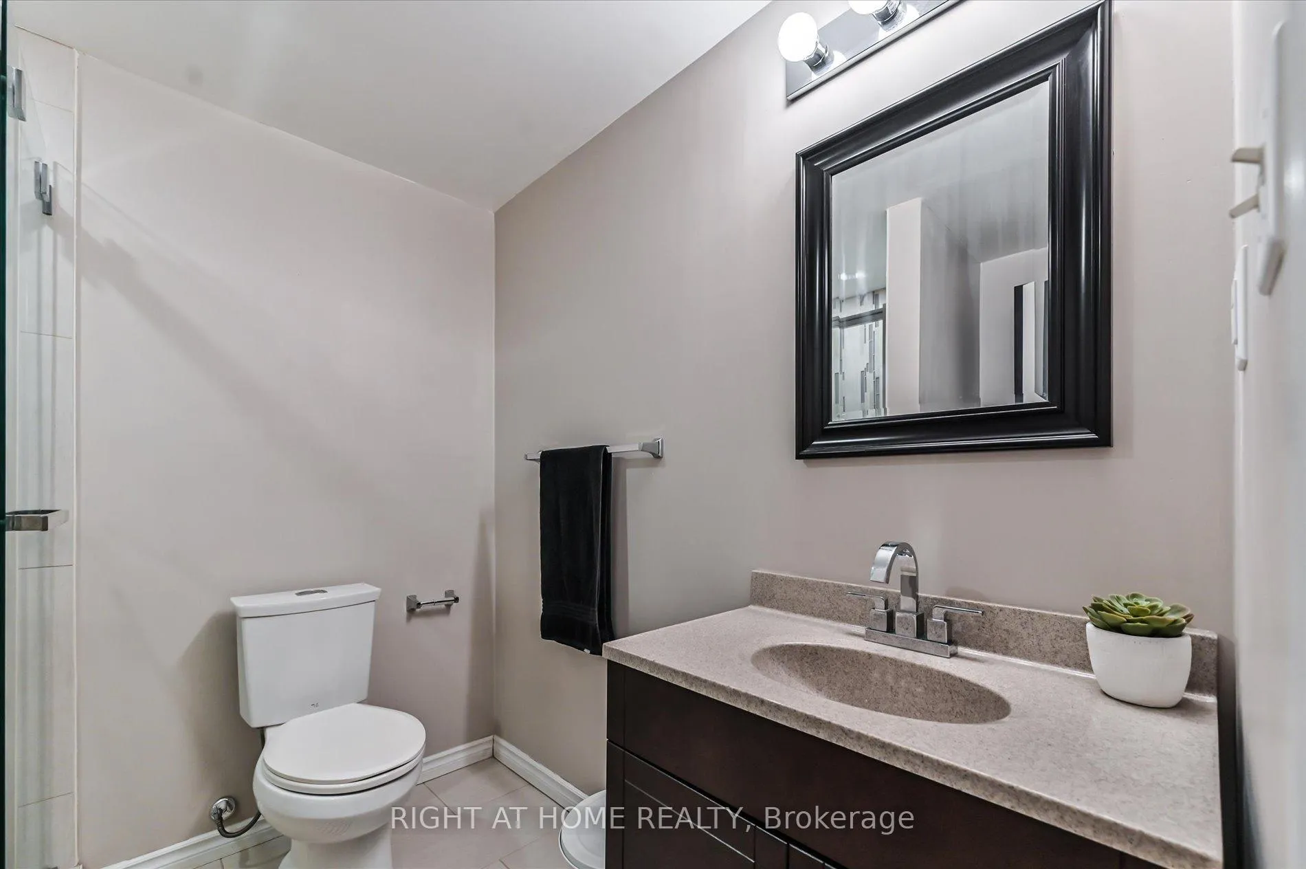 Photo 42 of 618 Knox Avenue, Hamilton, Parkview — HOMEH