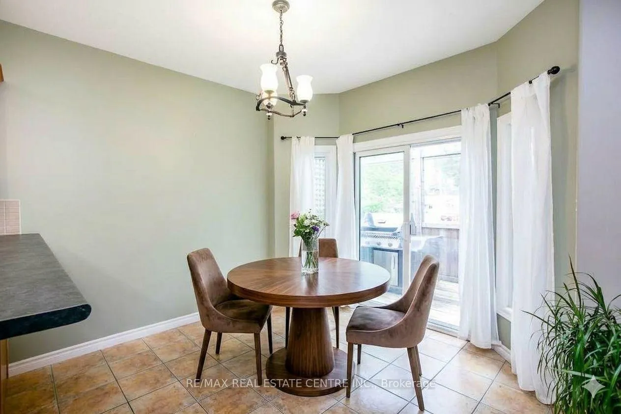 Photo 5 of 103 Armeda Clow Crescent, Essa, Angus — HOMEH