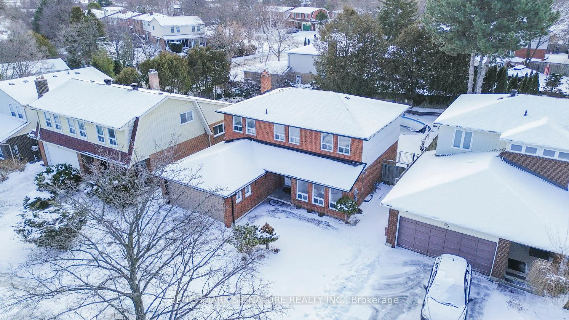 Photo 2 of 115 Simonston Boulevard, Markham, German Mills — HOMEH