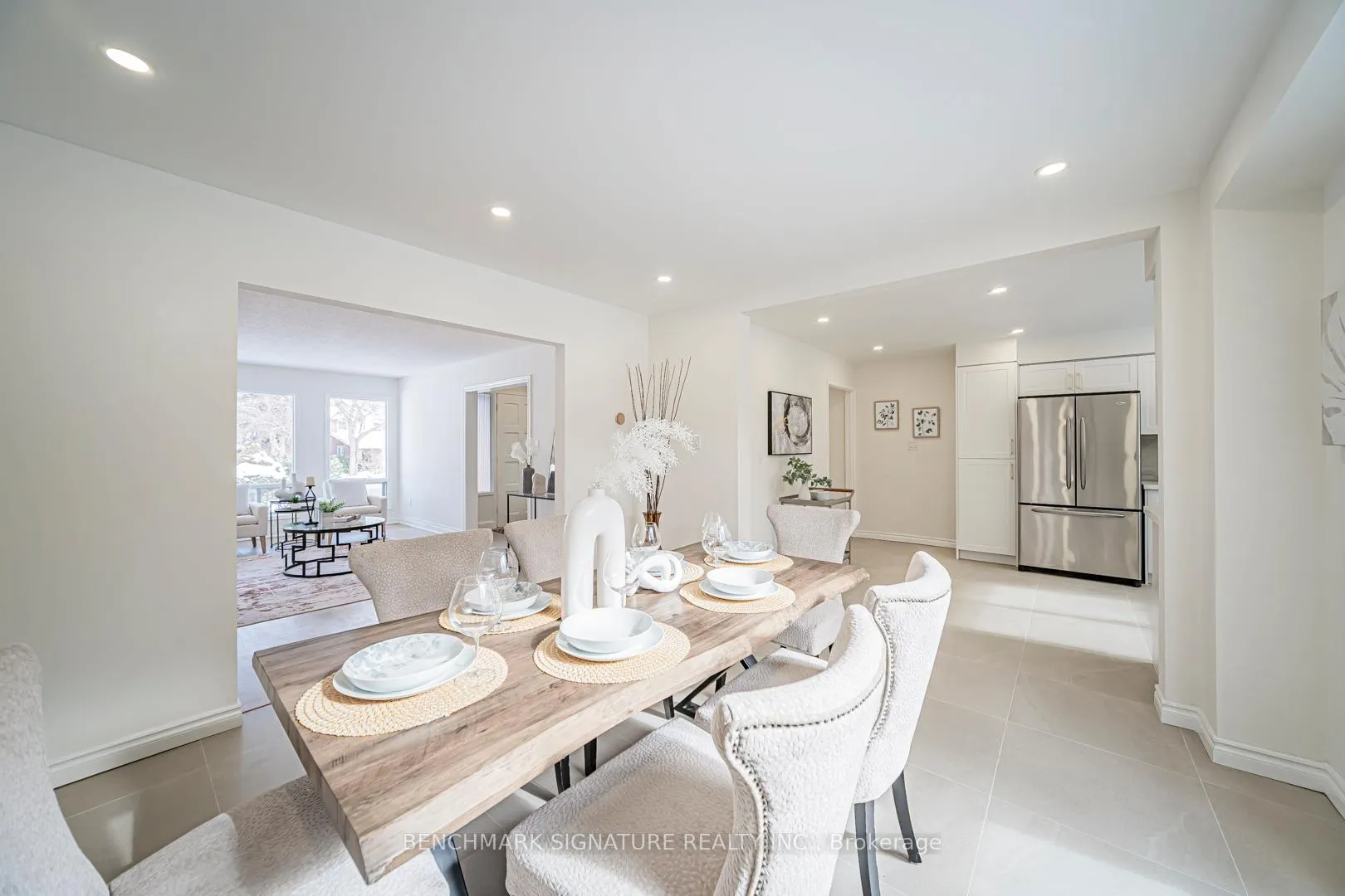 Photo 8 of 115 Simonston Boulevard, Markham, German Mills — HOMEH