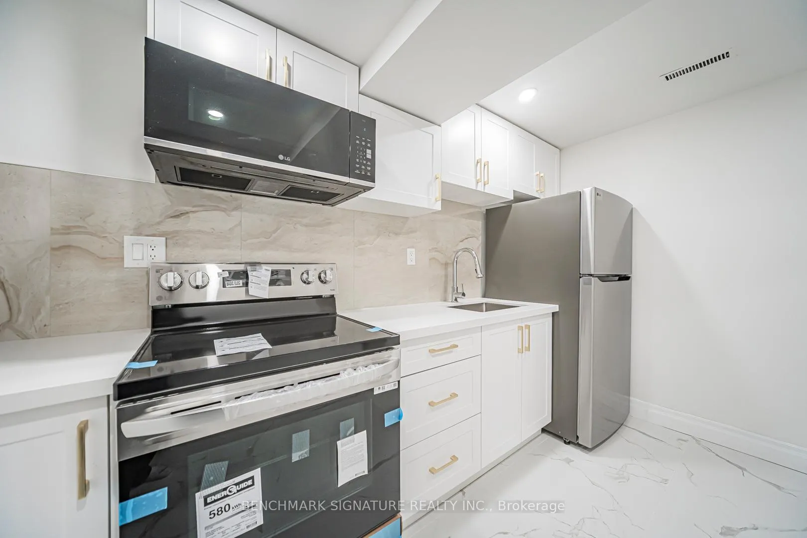 Photo 40 of 115 Simonston Boulevard, Markham, German Mills — HOMEH