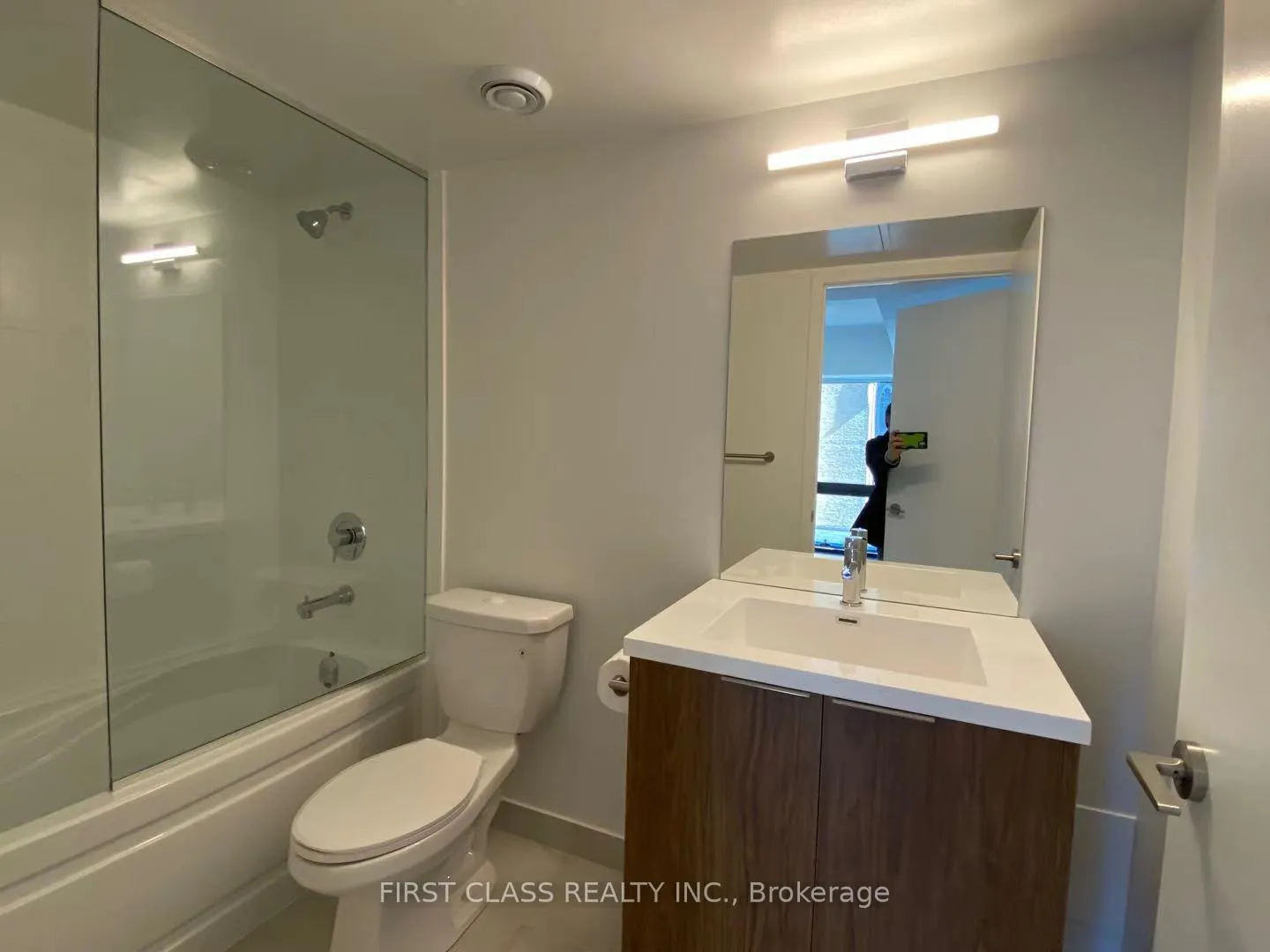 Photo 5 of Unit 310, 60 Shuter Street, Toronto, Church-Yonge Corridor — HOMEH